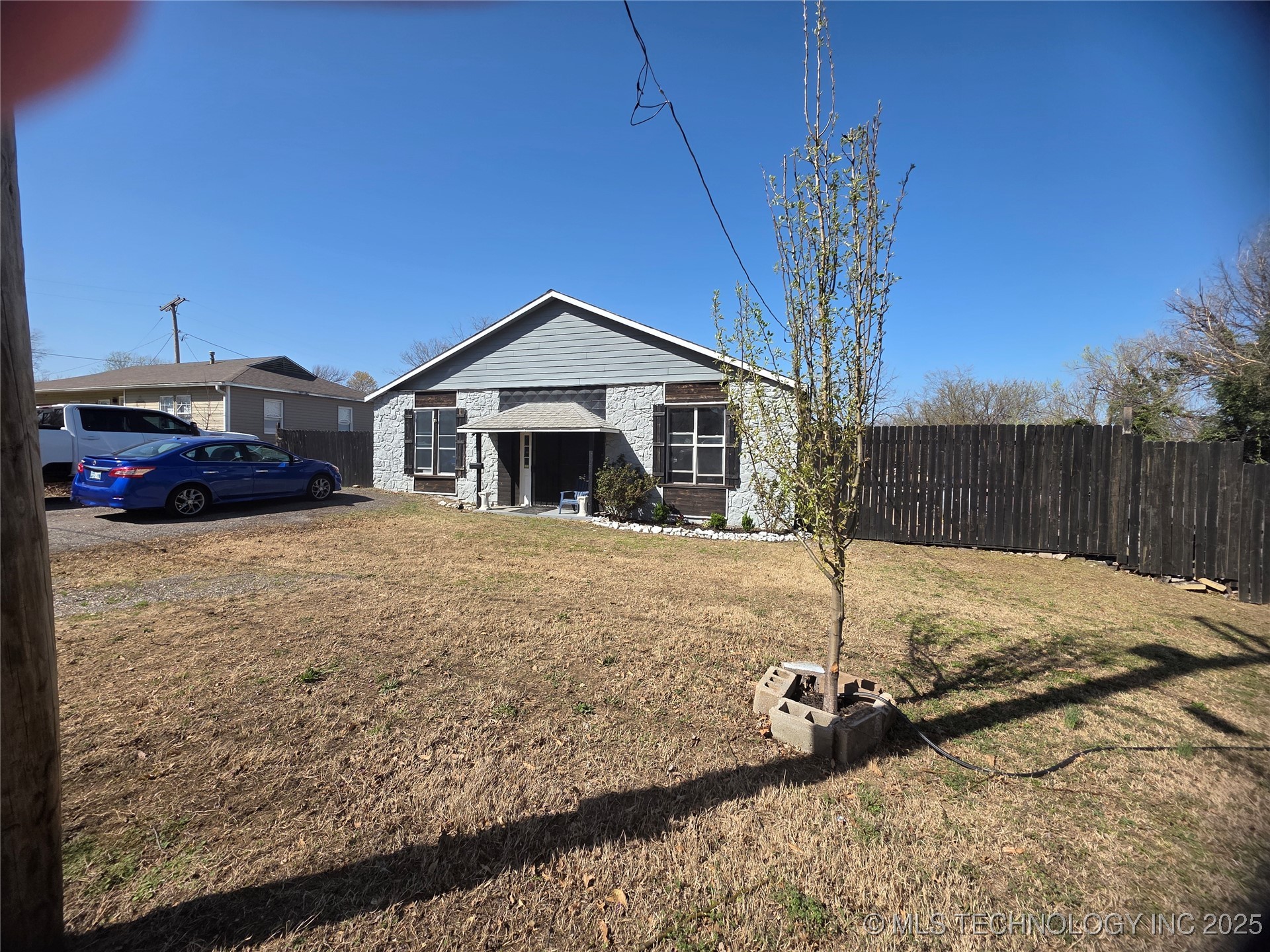 5219 E Latimer Street Property Photo 4