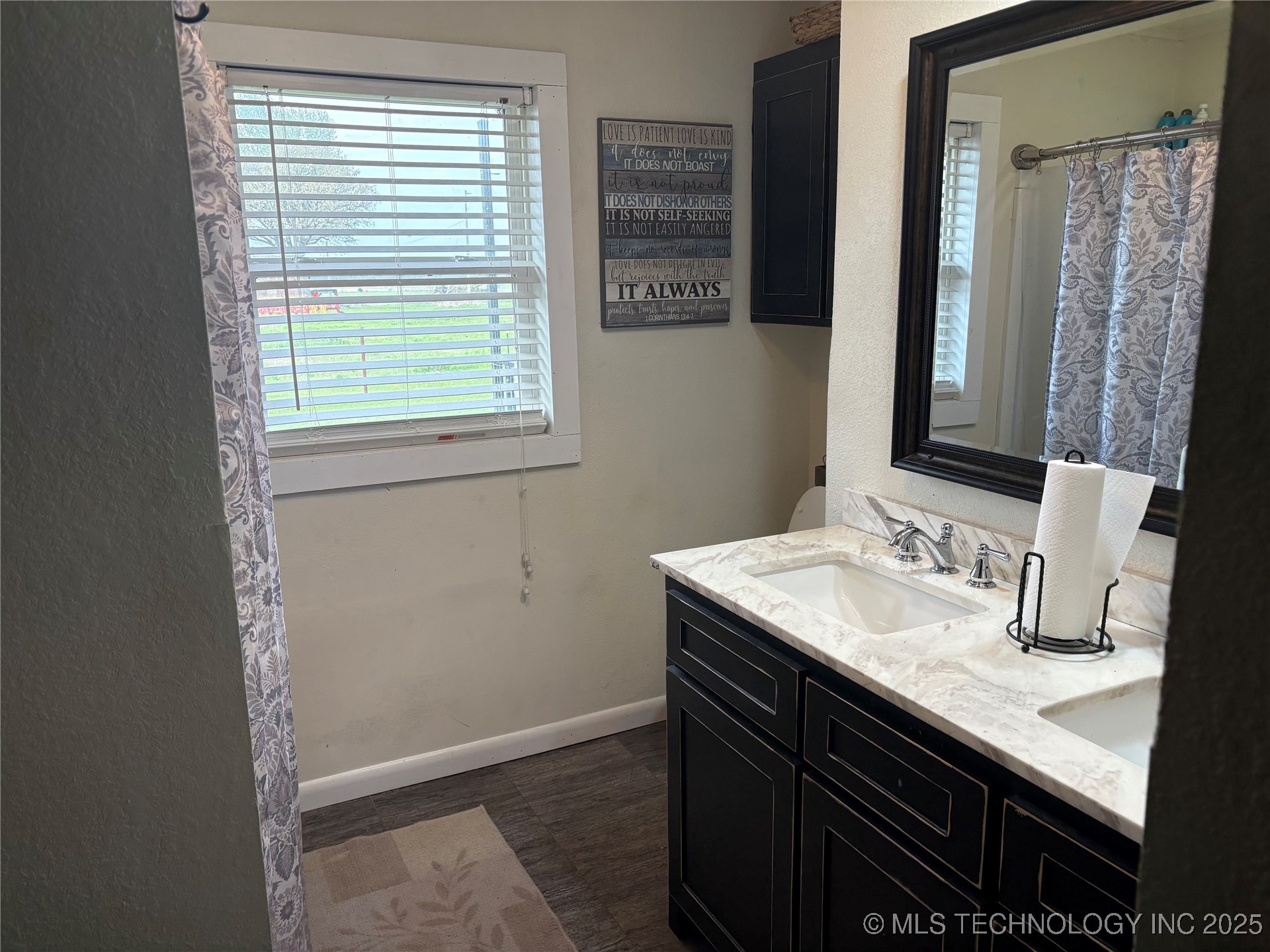 450 W Harris Road Property Photo 21