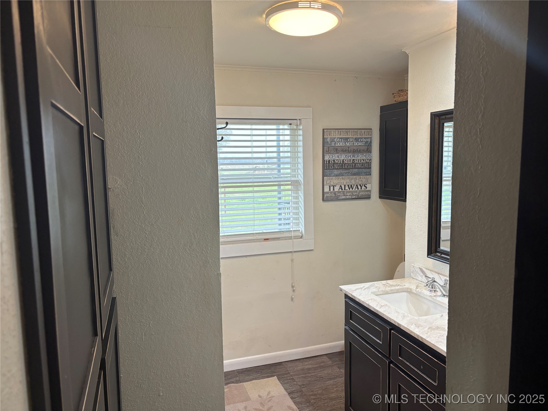 450 W Harris Road Property Photo 22