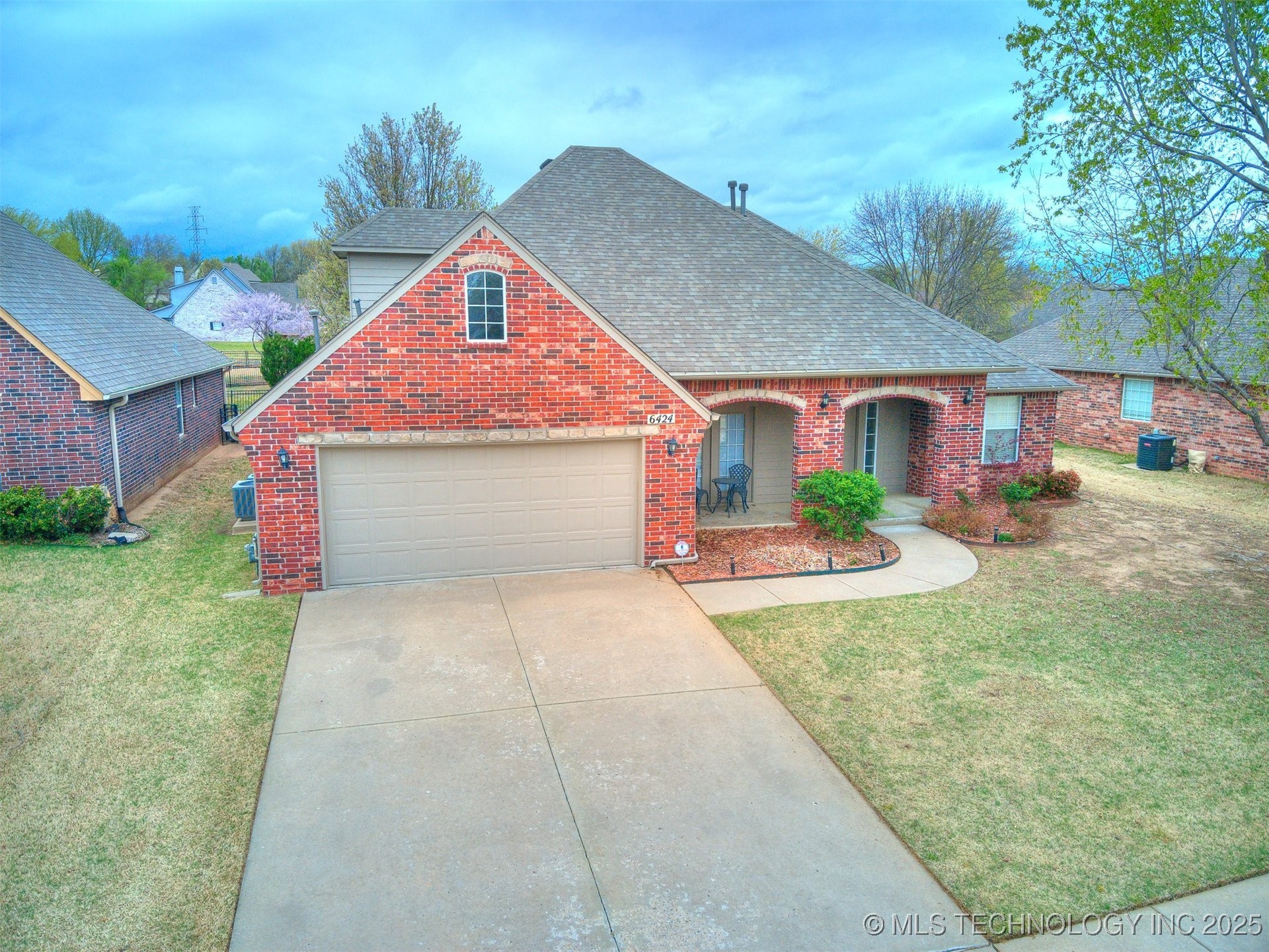 6424 E Forest Ridge Boulevard Property Photo 6