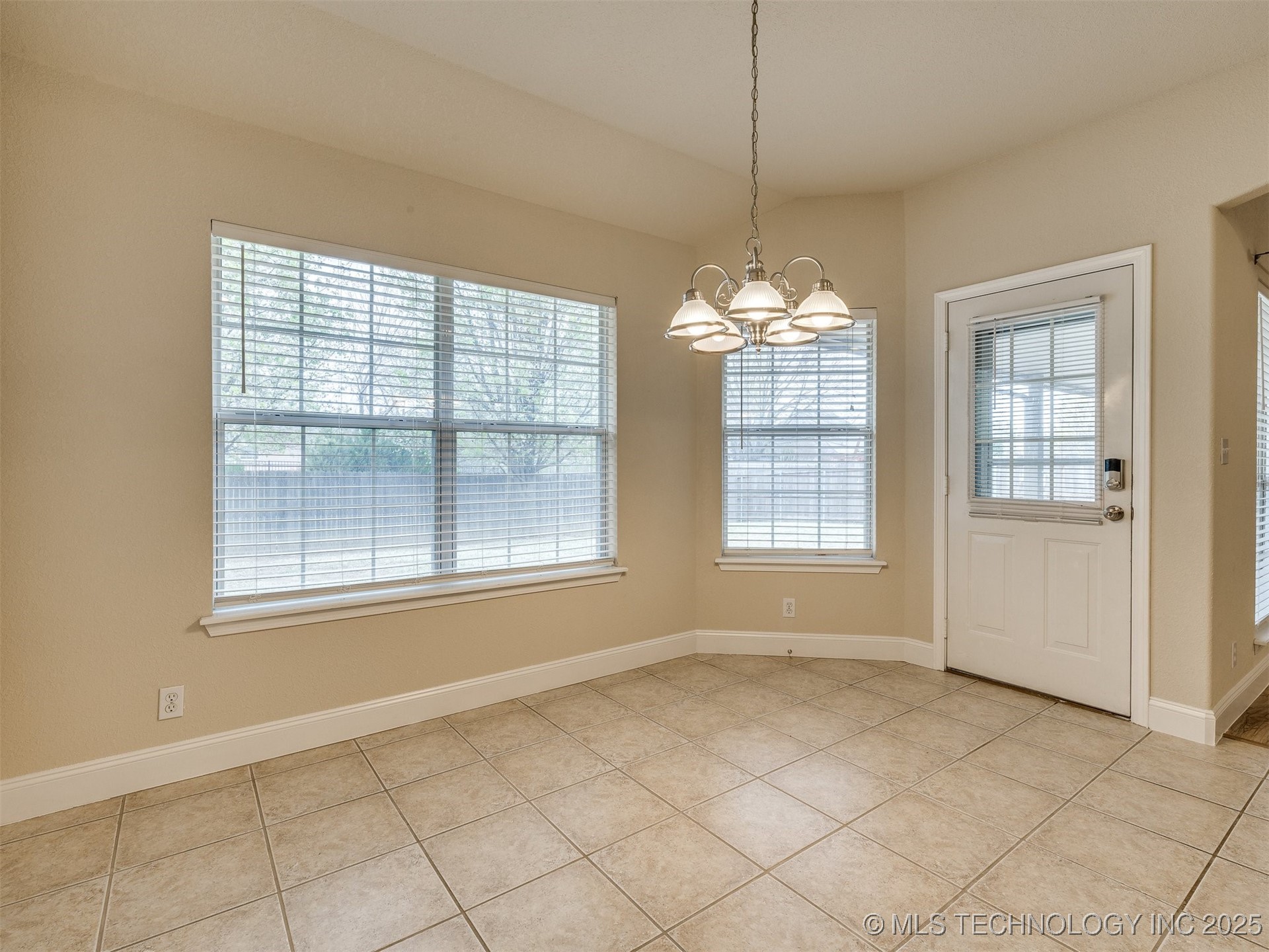 6424 E Forest Ridge Boulevard Property Photo 25
