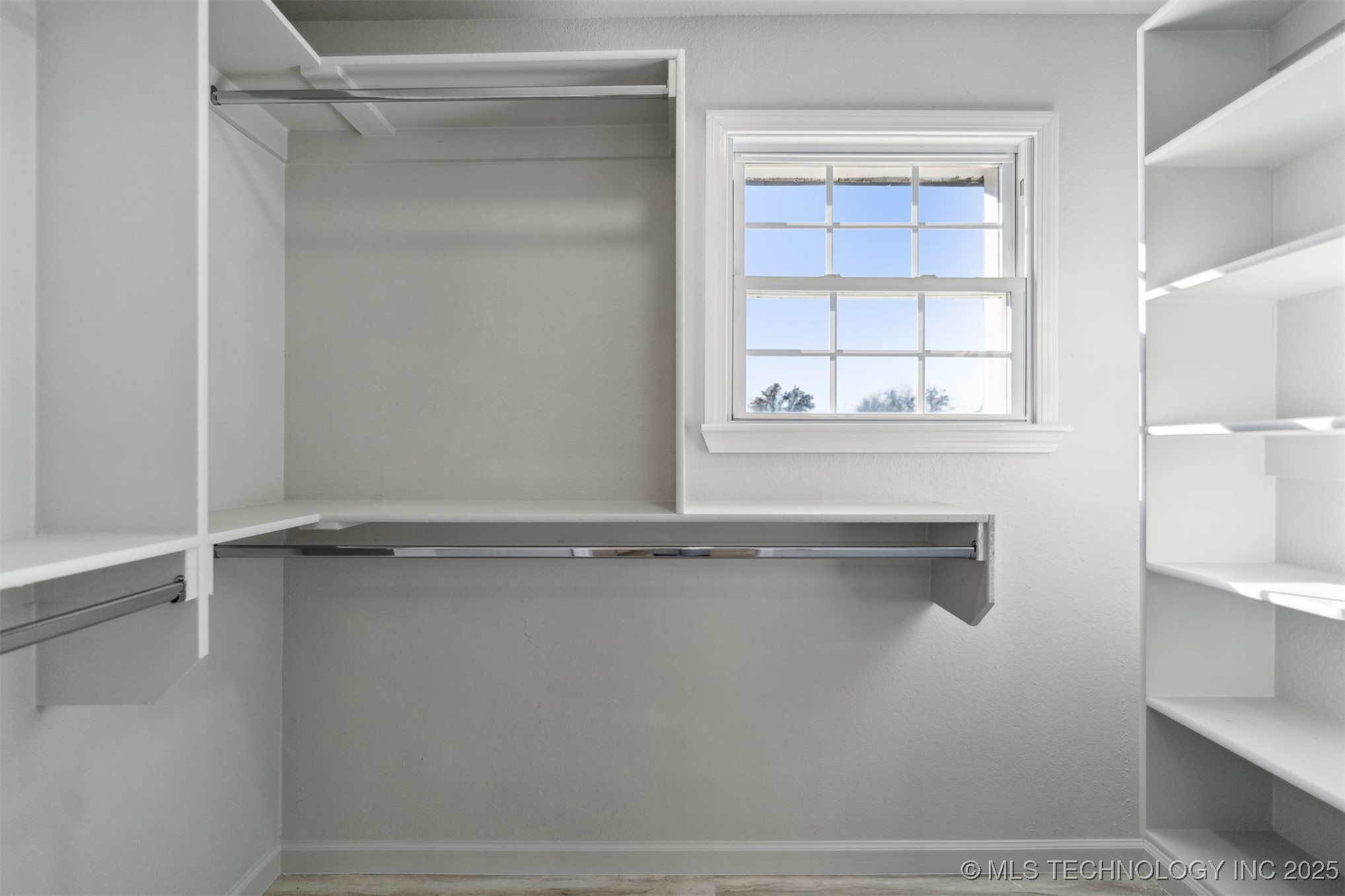 18446 E 112th Street North Property Photo 21