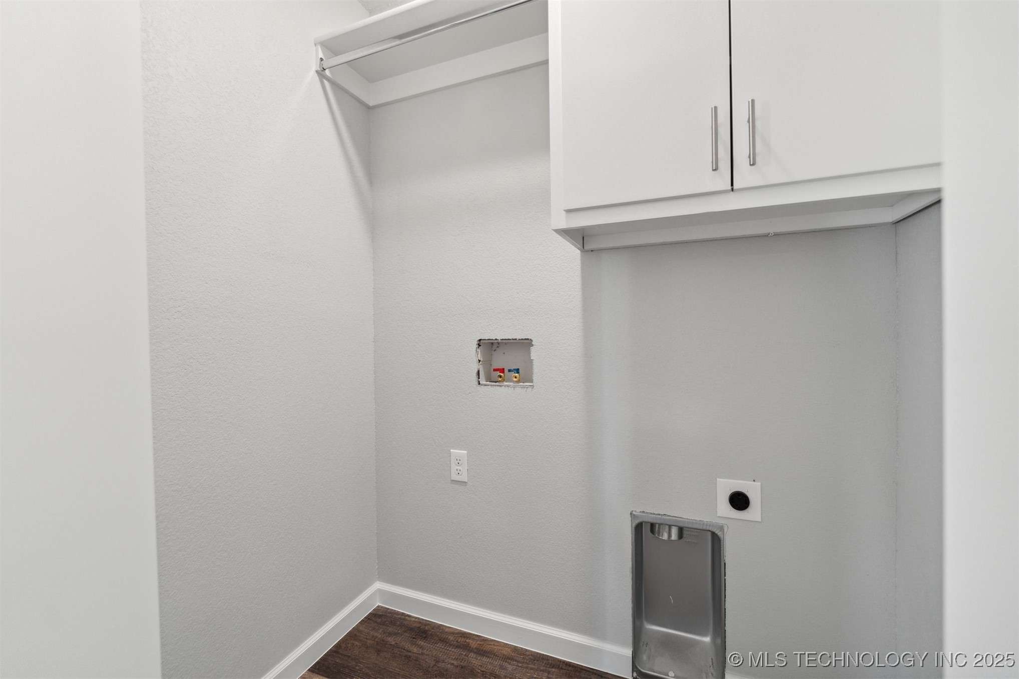 18446 E 112th Street North Property Photo 27