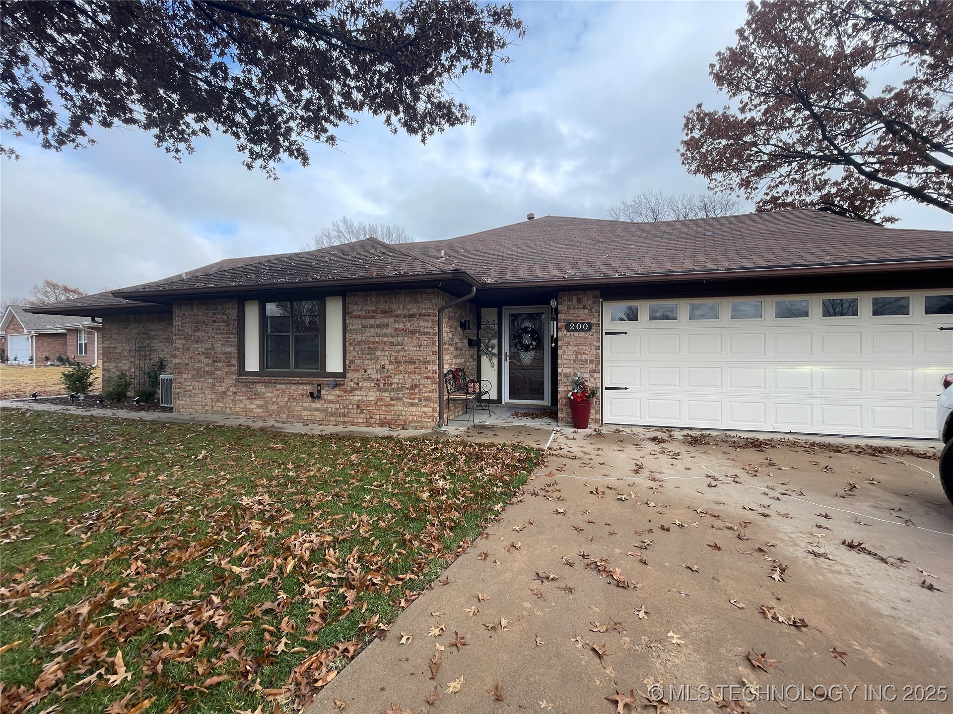 200 Parkhill Drive Property Photo 1
