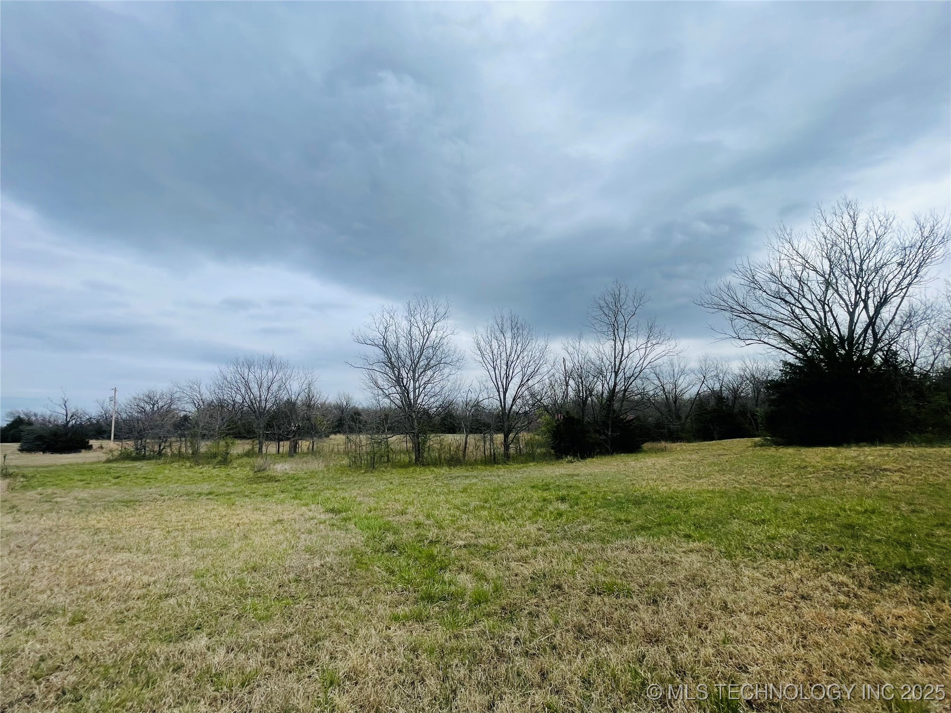 Hickory Street Property Photo 24