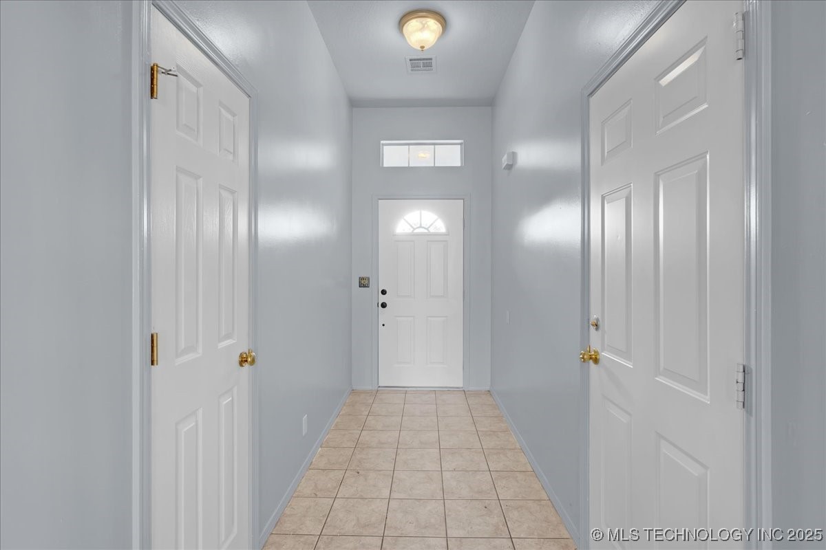 11820 N 109th East Avenue Property Photo 6