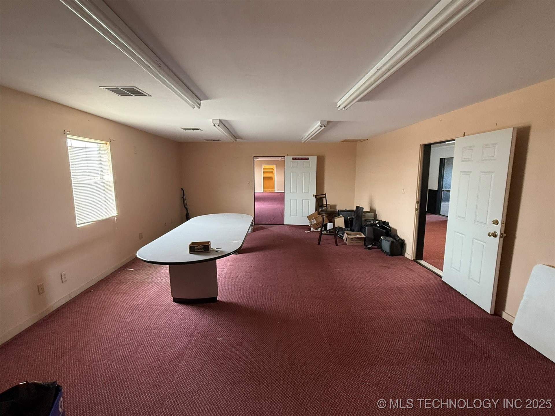8100 Wainwright Road Property Photo 18