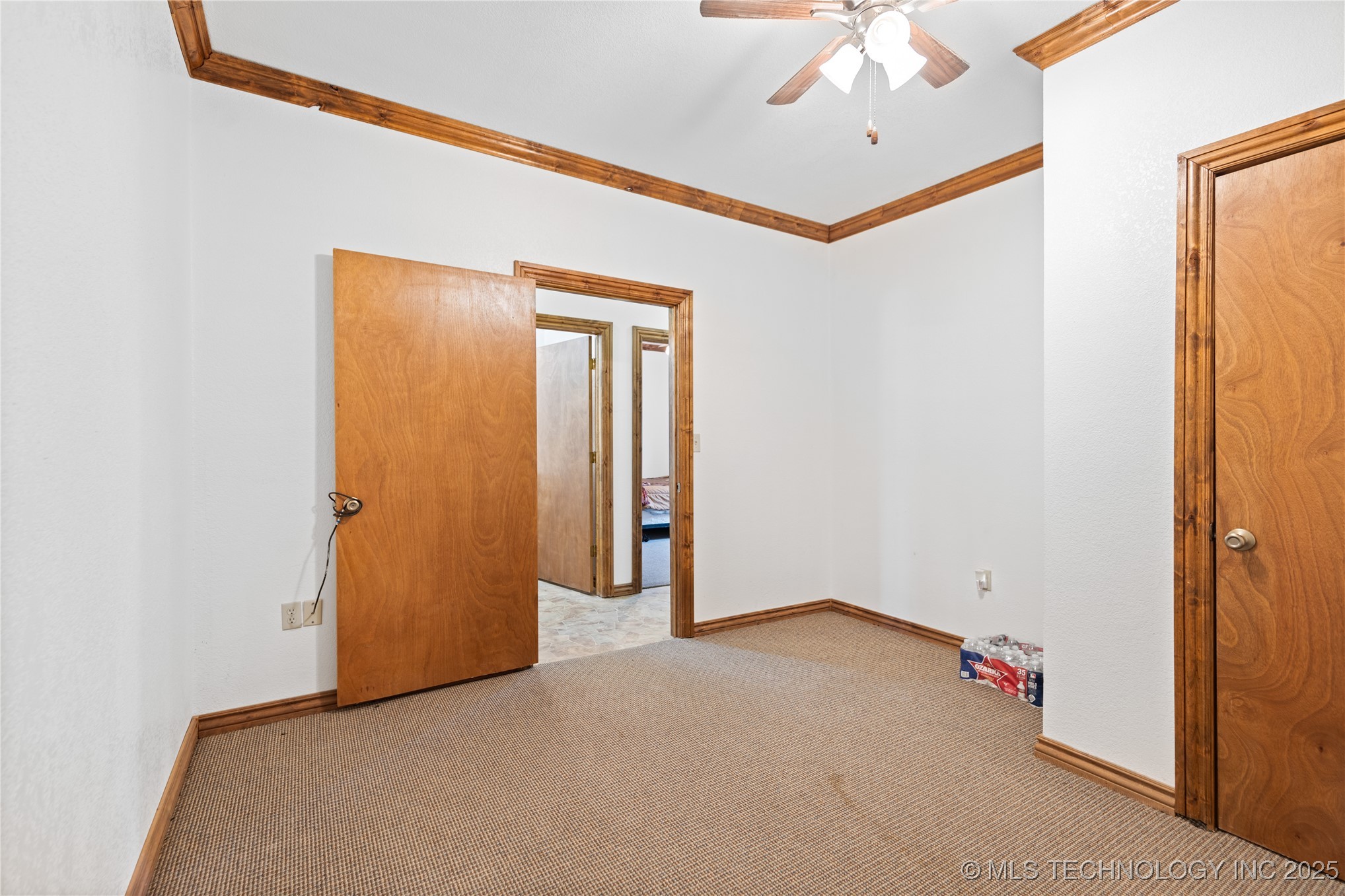 8100 Wainwright Road Property Photo 36