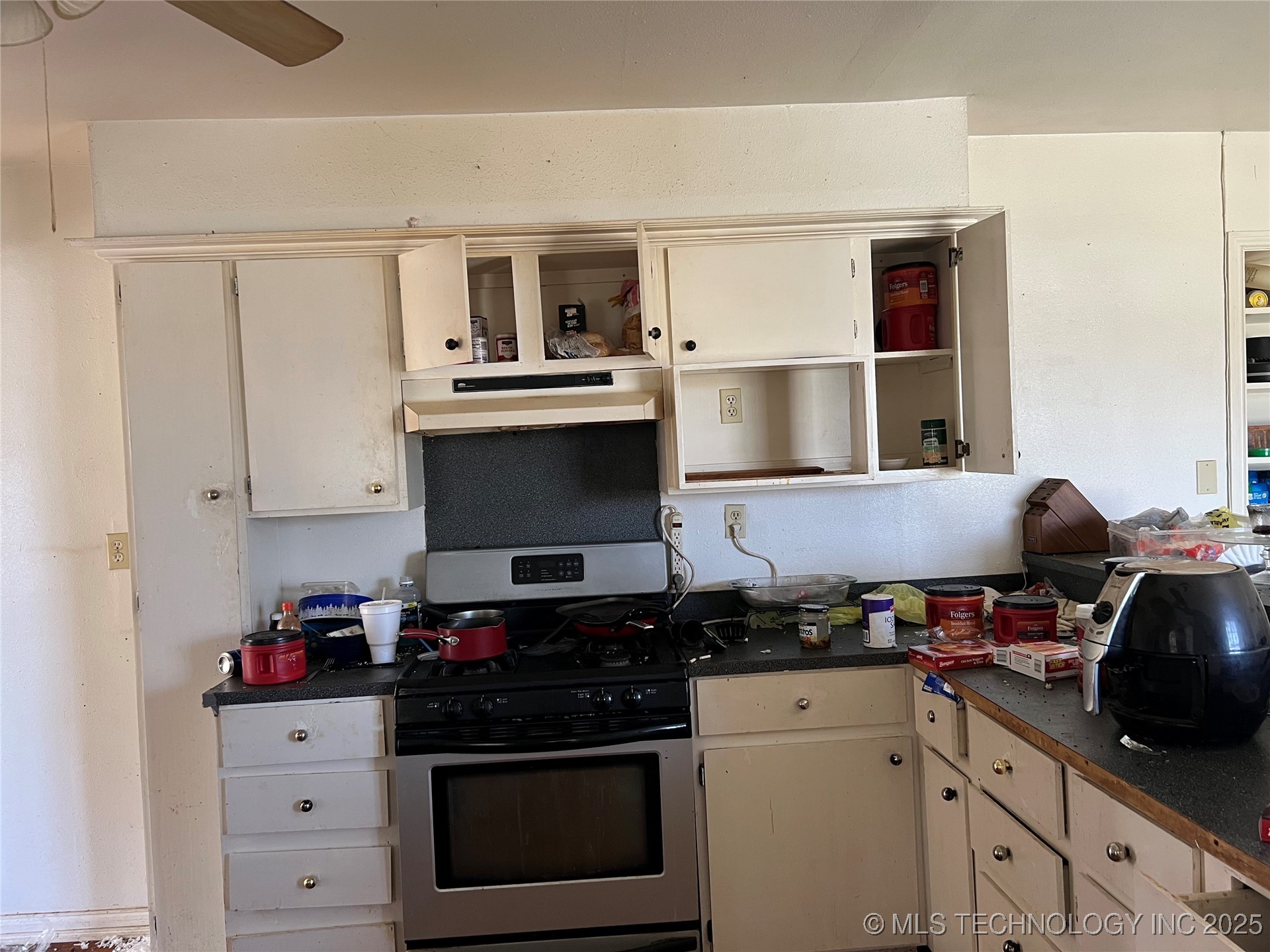 200 S West Street Property Photo 2