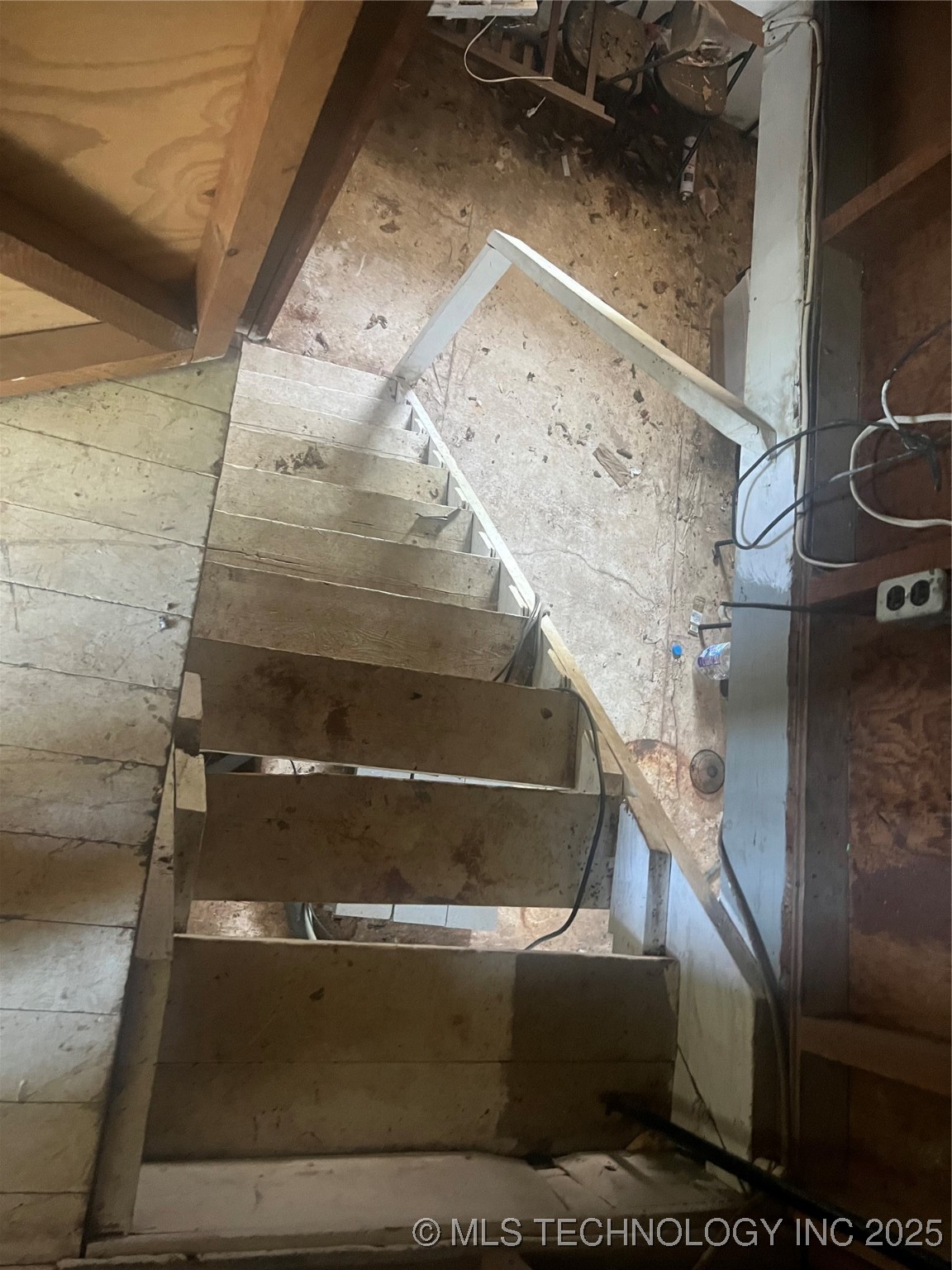 200 S West Street Property Photo 7