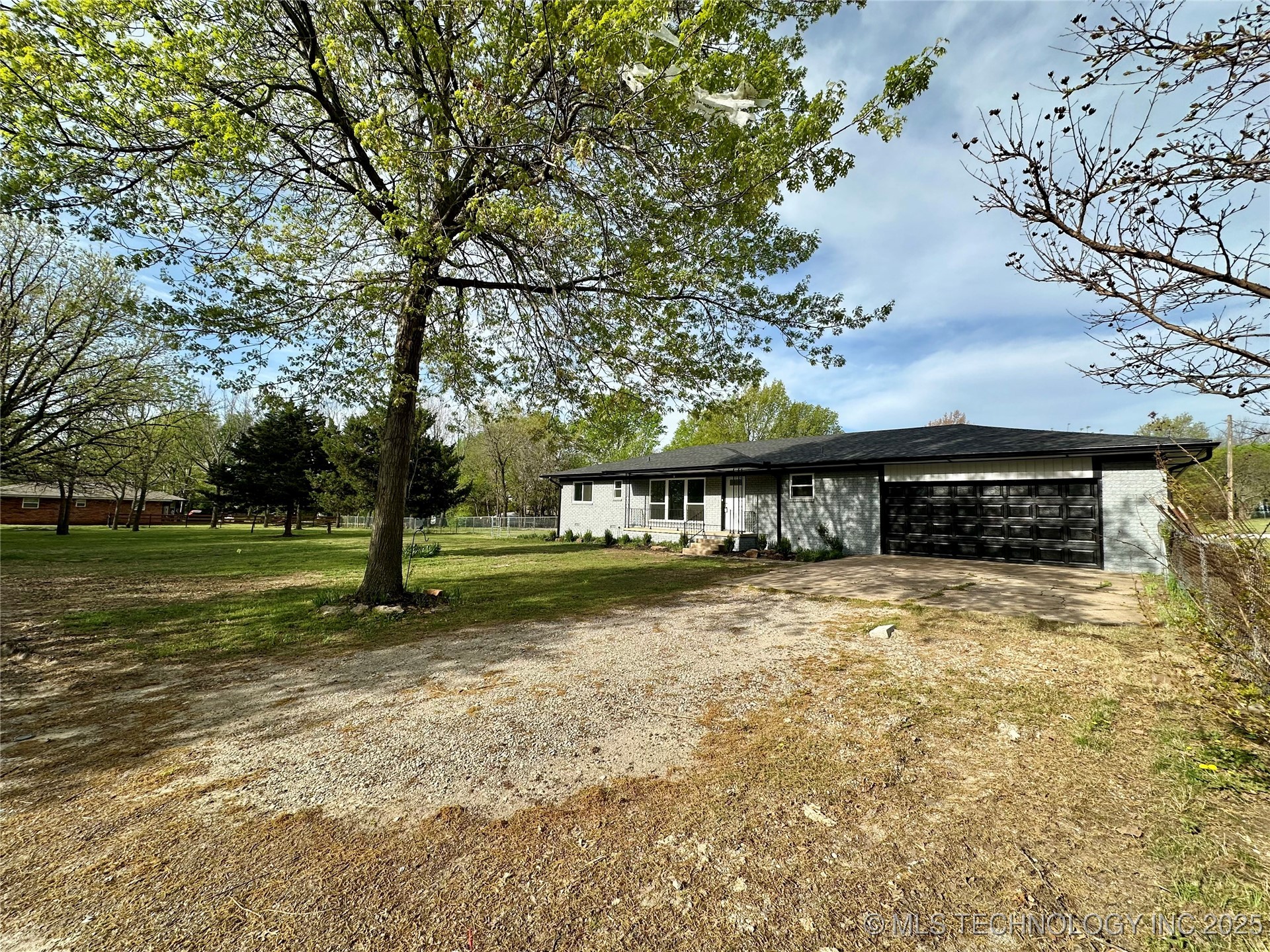 7810 S Union Avenue Property Photo 21