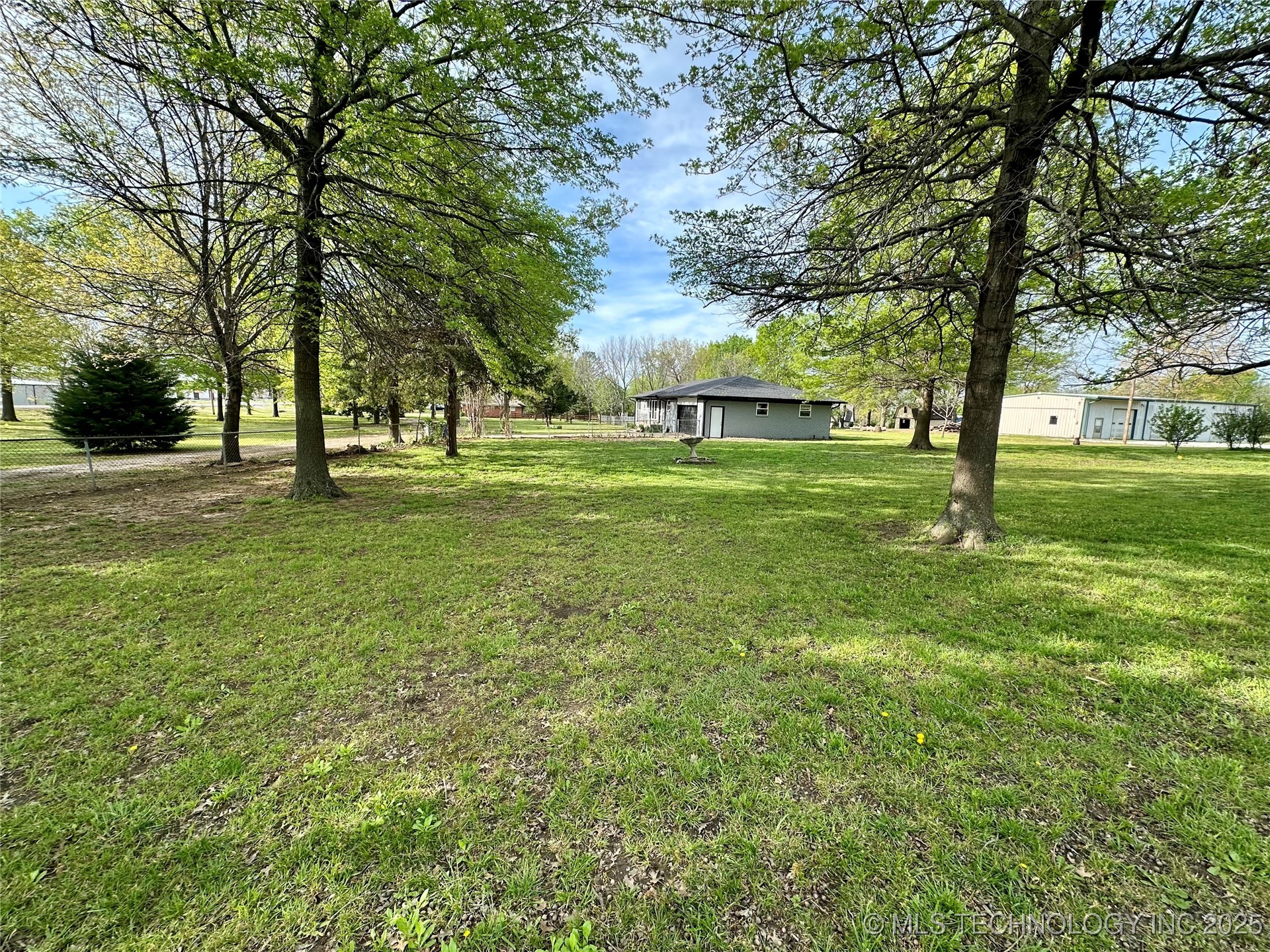 7810 S Union Avenue Property Photo 25