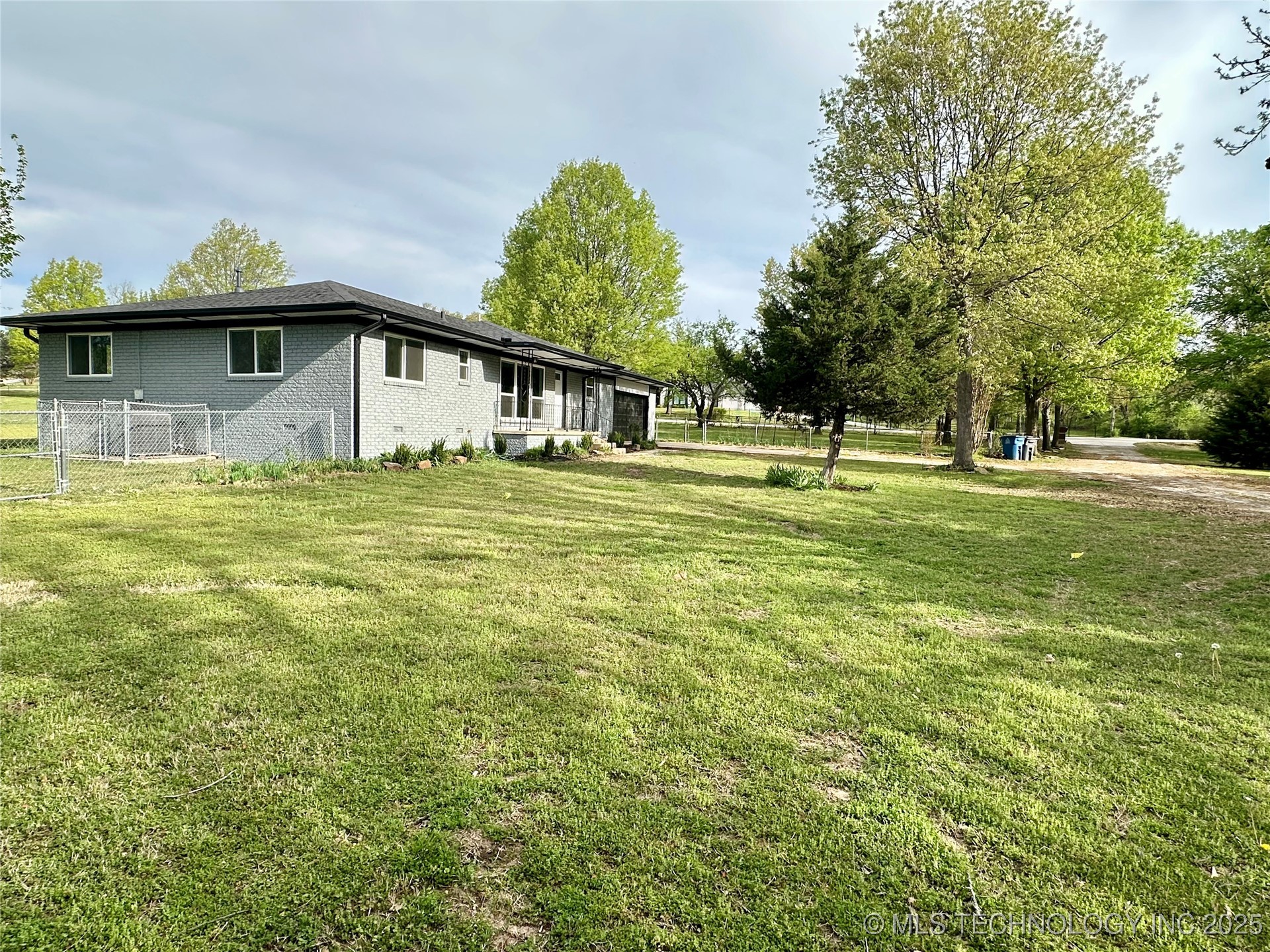 7810 S Union Avenue Property Photo 37