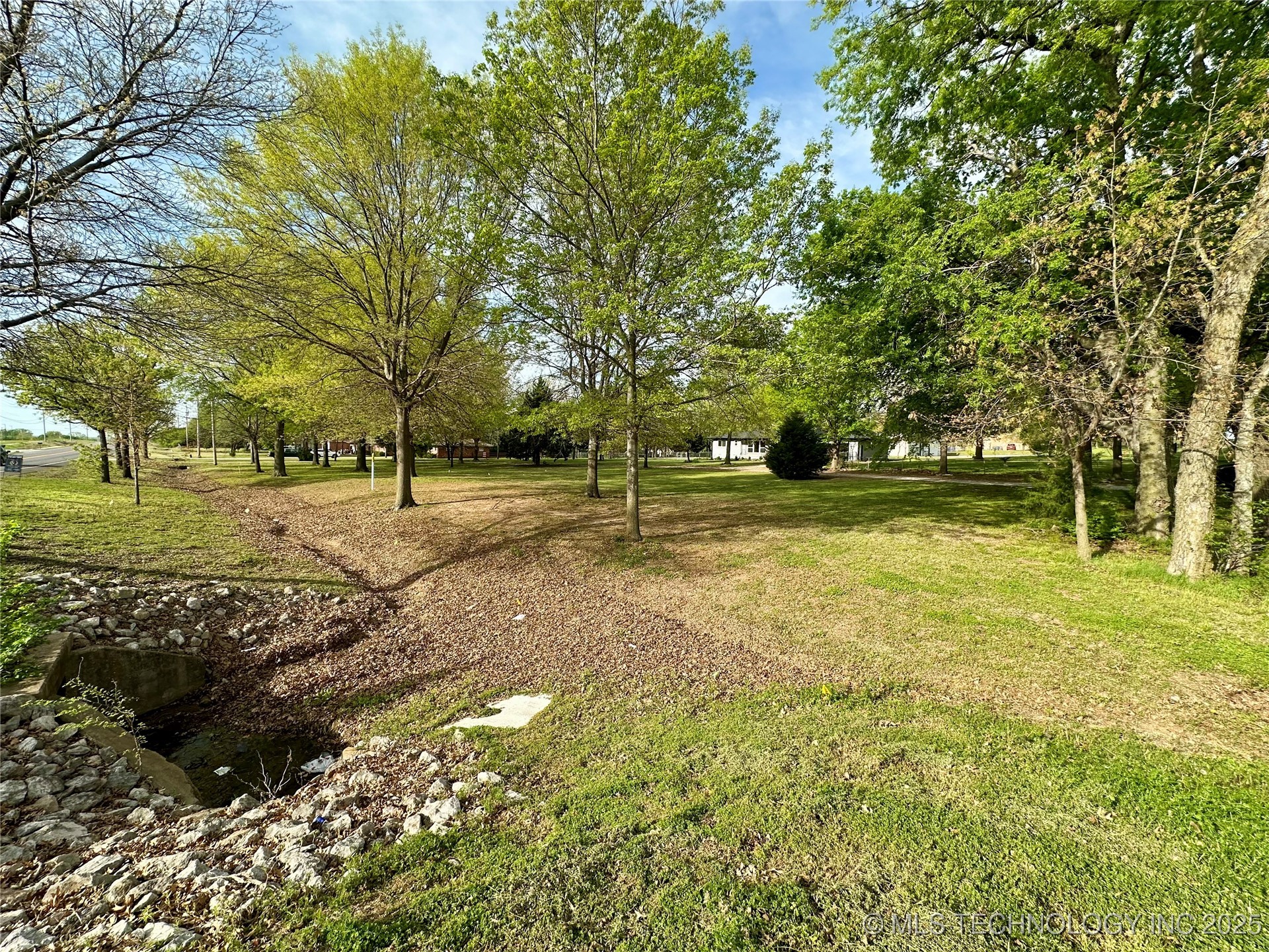 7810 S Union Avenue Property Photo 43