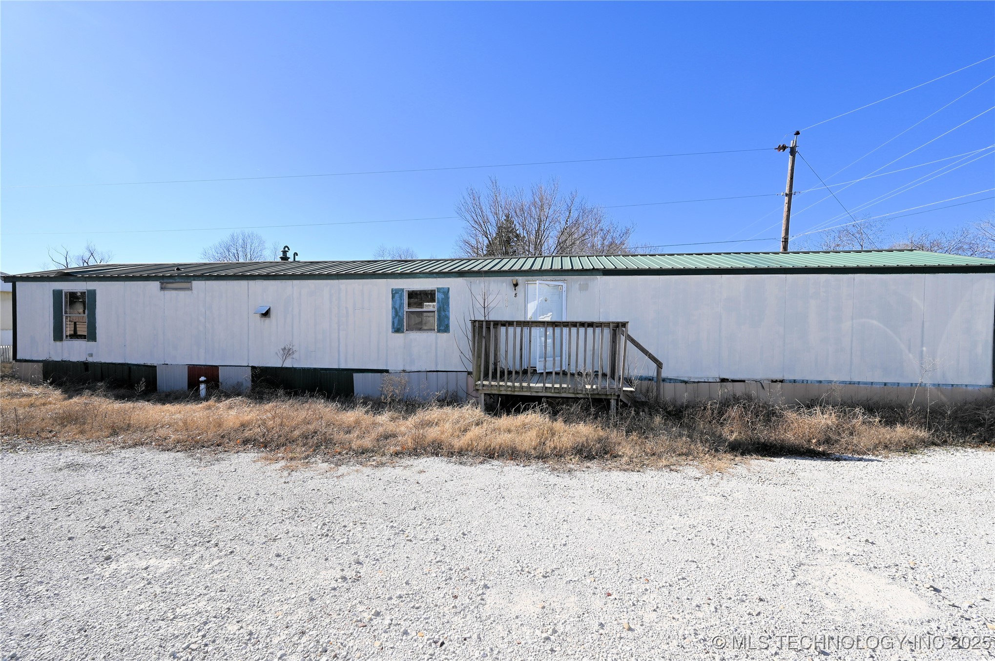 910 W Eufaula Avenue Property Photo 4