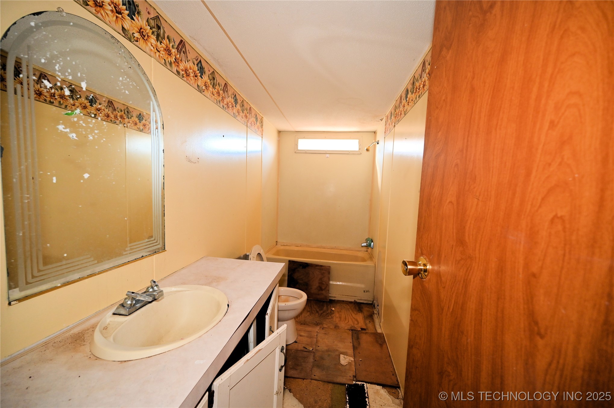 910 W Eufaula Avenue Property Photo 15