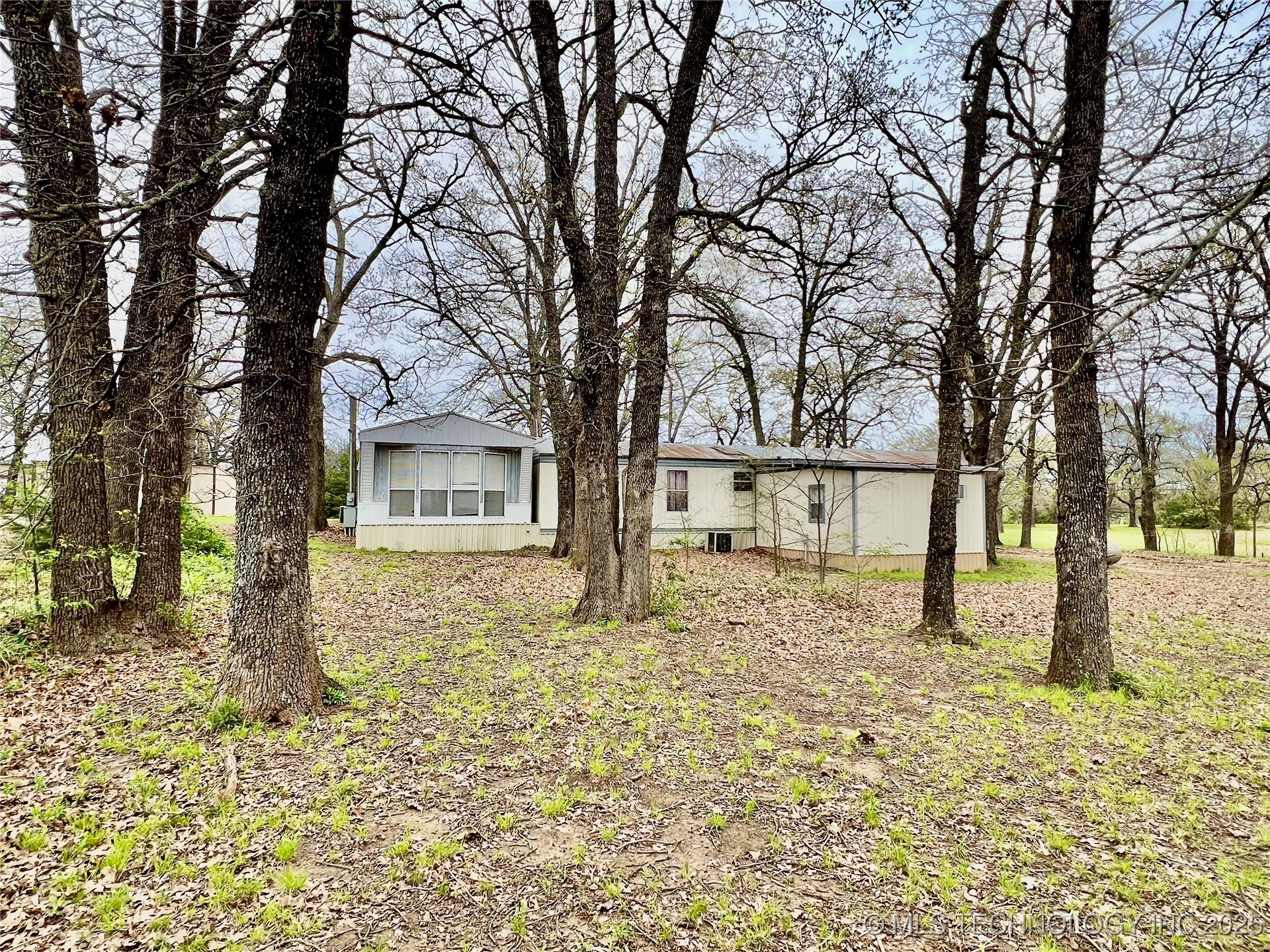 14060 Grove Street Property Photo