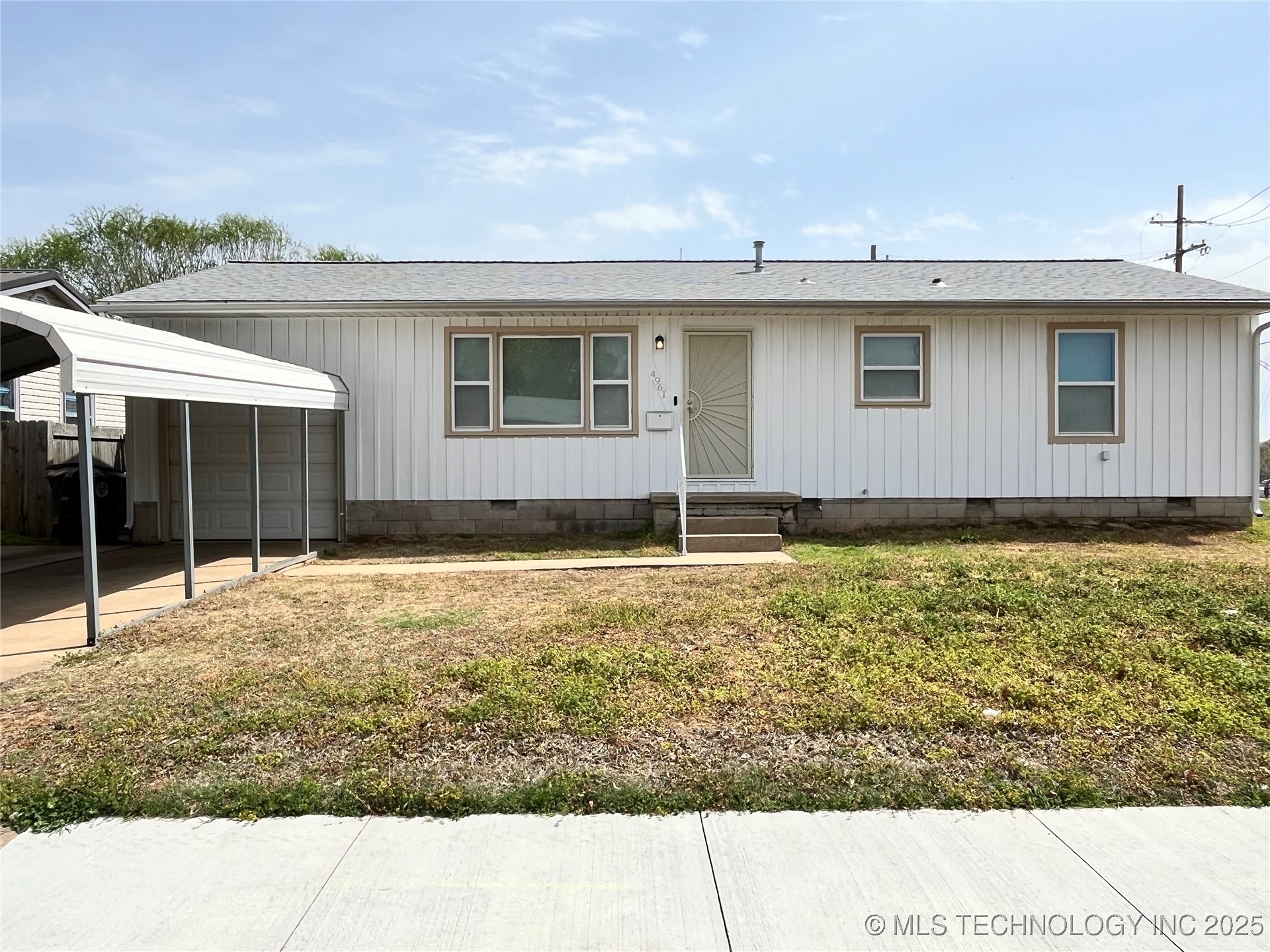 4961 S Lawton Avenue Property Photo