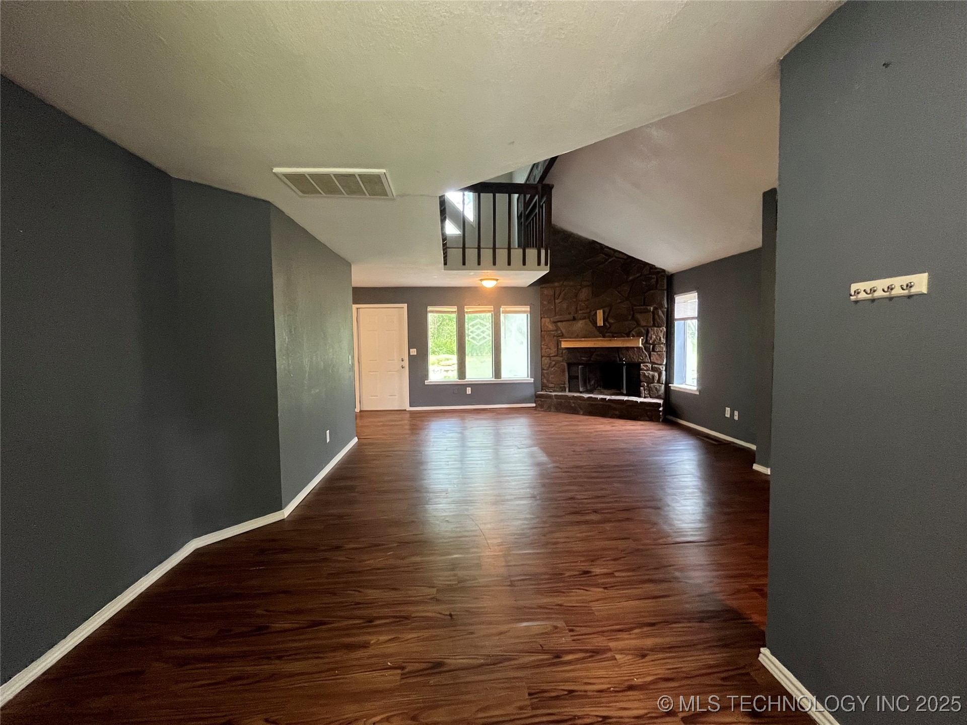 14101 E 33rd Street Property Photo 4
