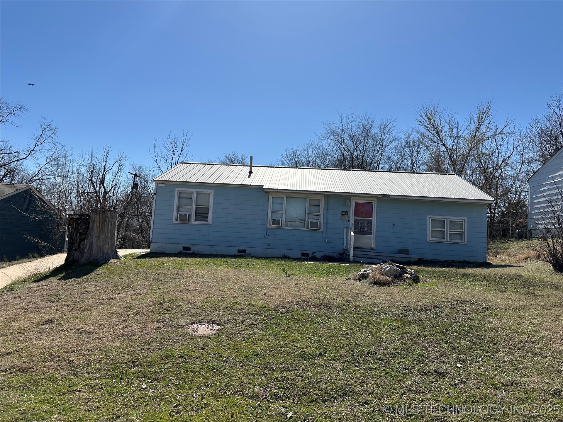 6934 E Marshall Street Property Photo