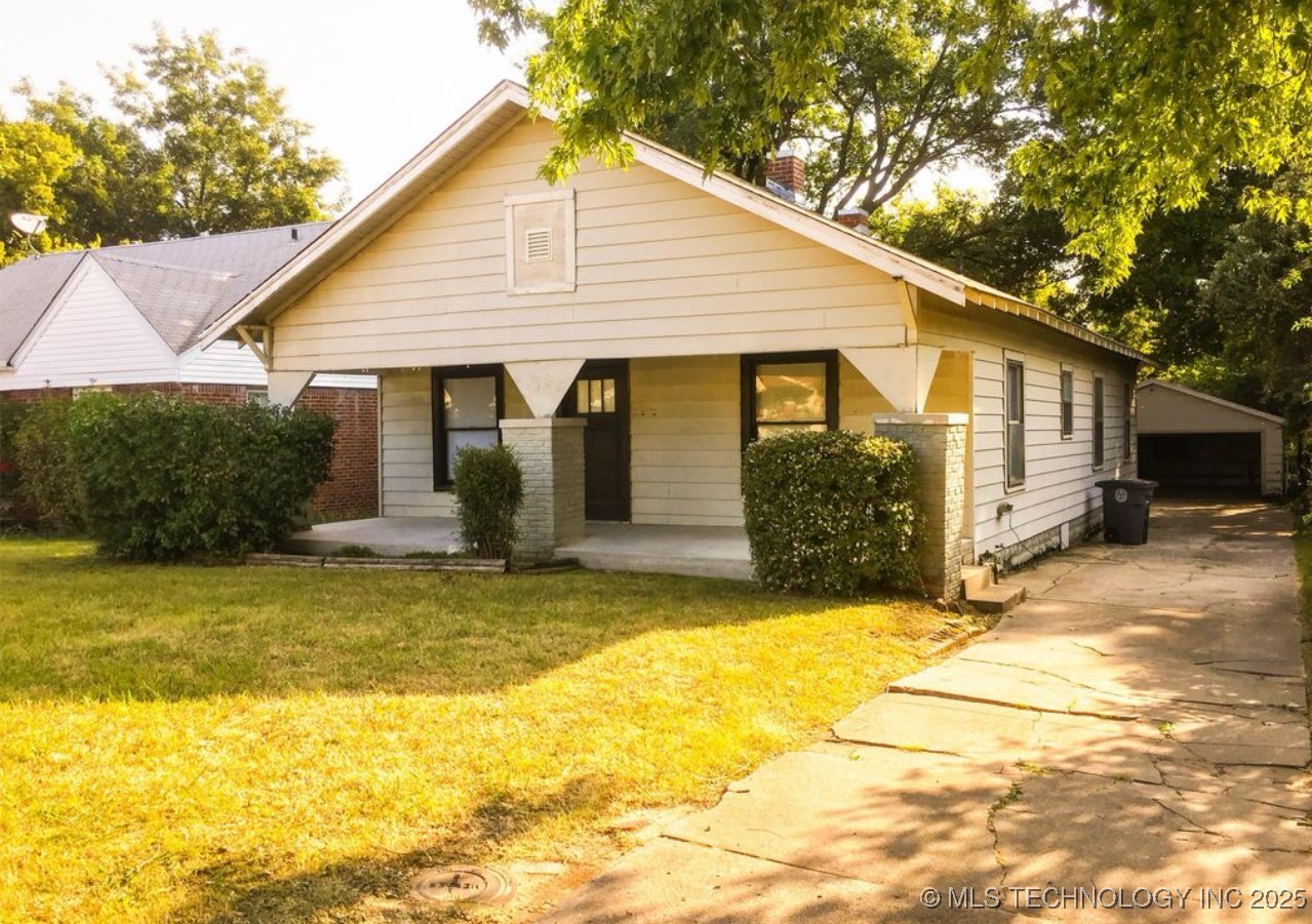 139 N College Avenue Property Photo