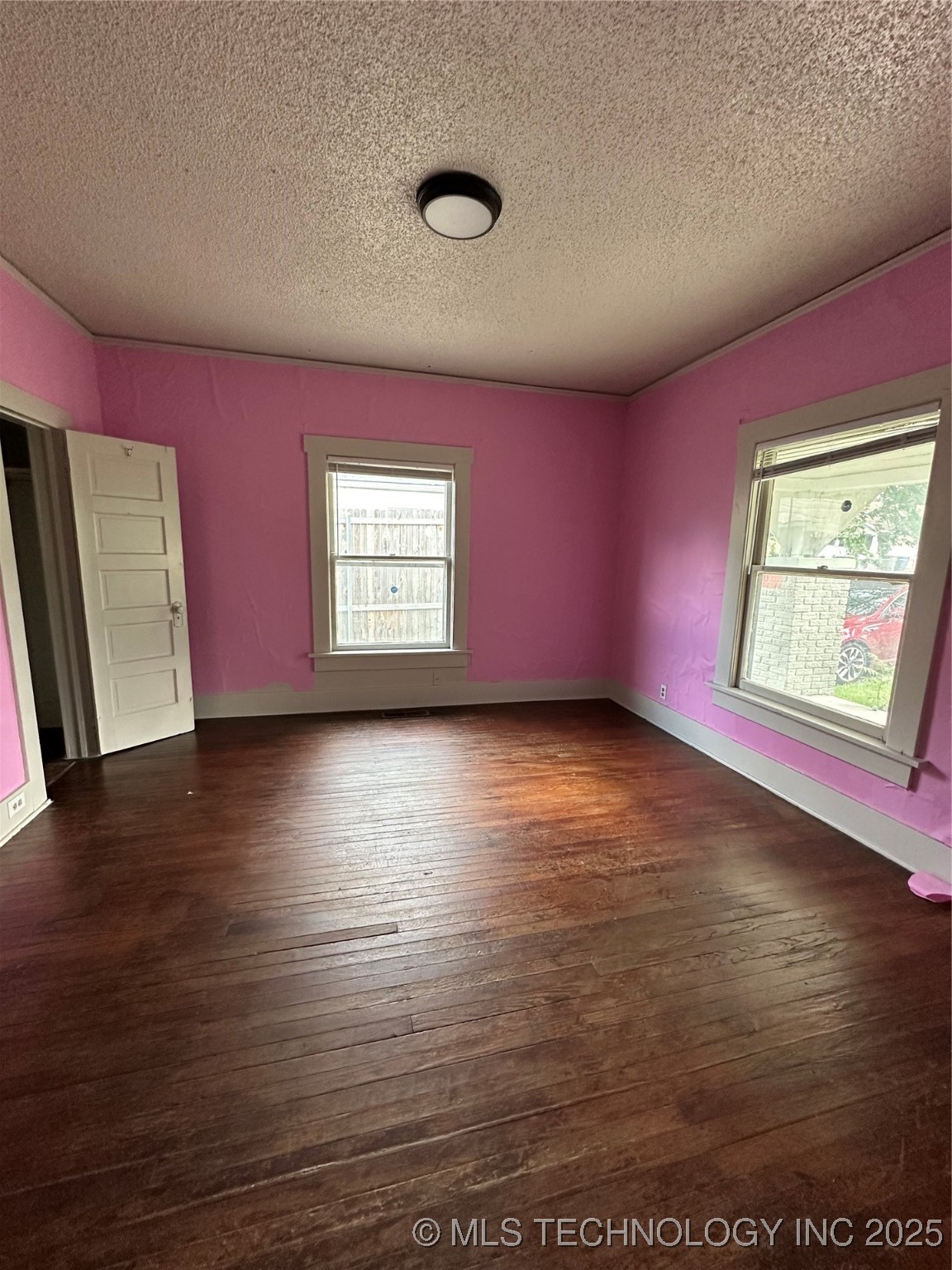 139 N College Avenue Property Photo 8