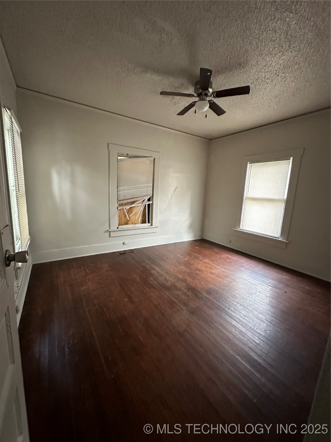 139 N College Avenue Property Photo 10