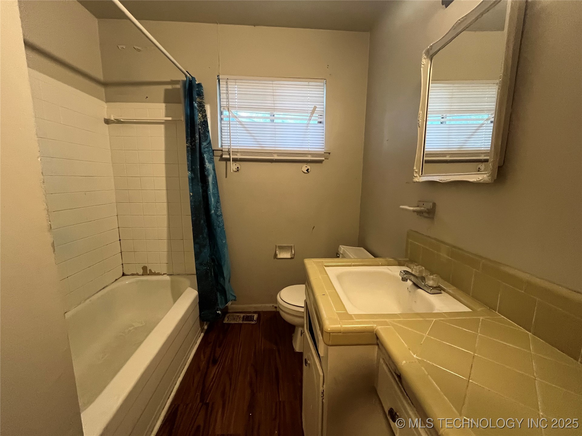 628 S 105th East Place Property Photo 15