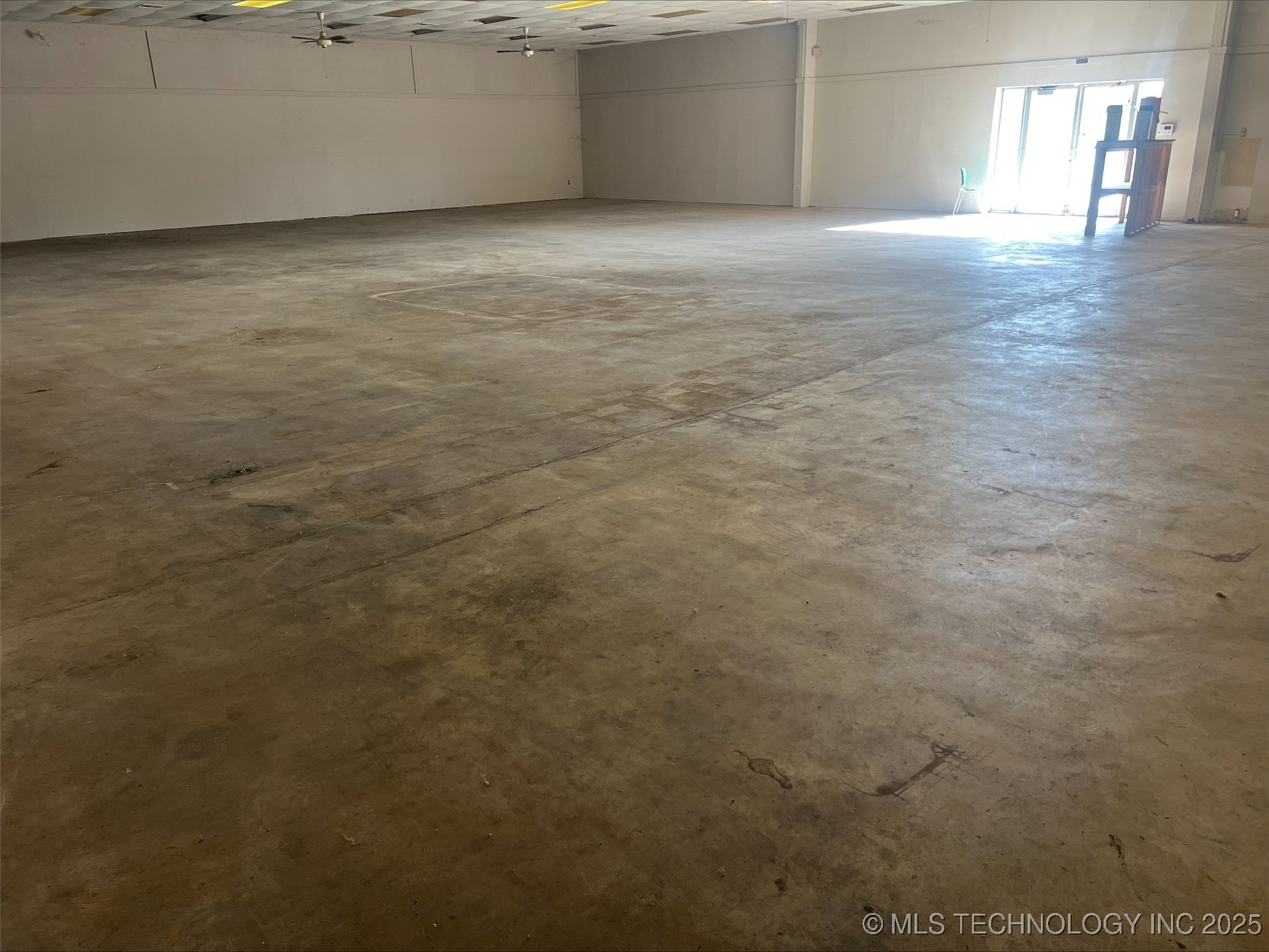 31520 S 4210 Road Property Photo 3