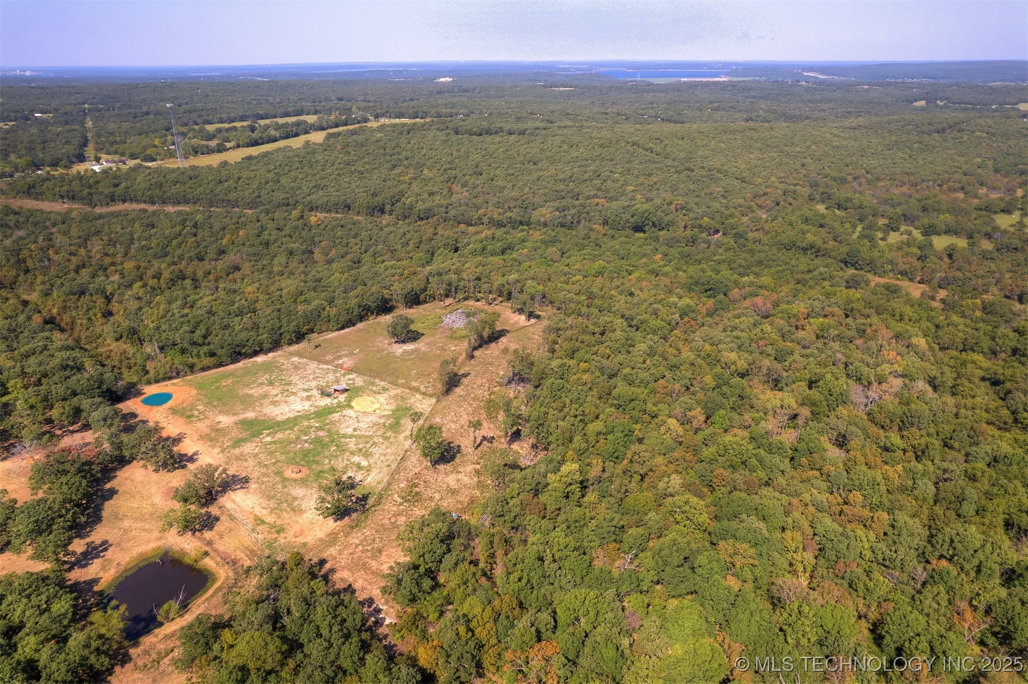 20825 W Coyote Trail Property Photo 14