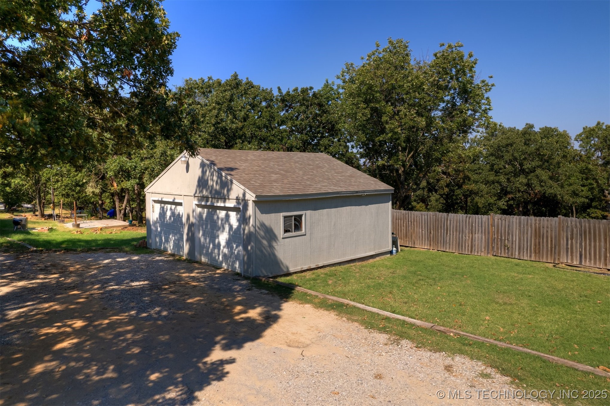20825 W Coyote Trail Property Photo 28