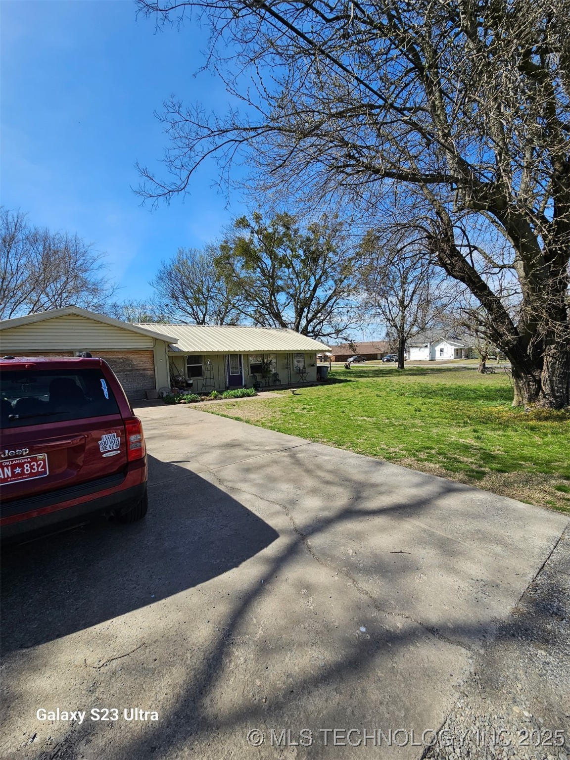 205 N Ward Avenue Property Photo 1
