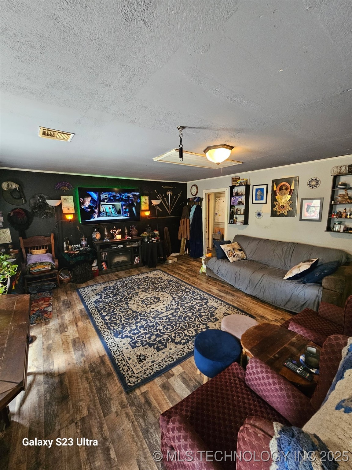 205 N Ward Avenue Property Photo 4