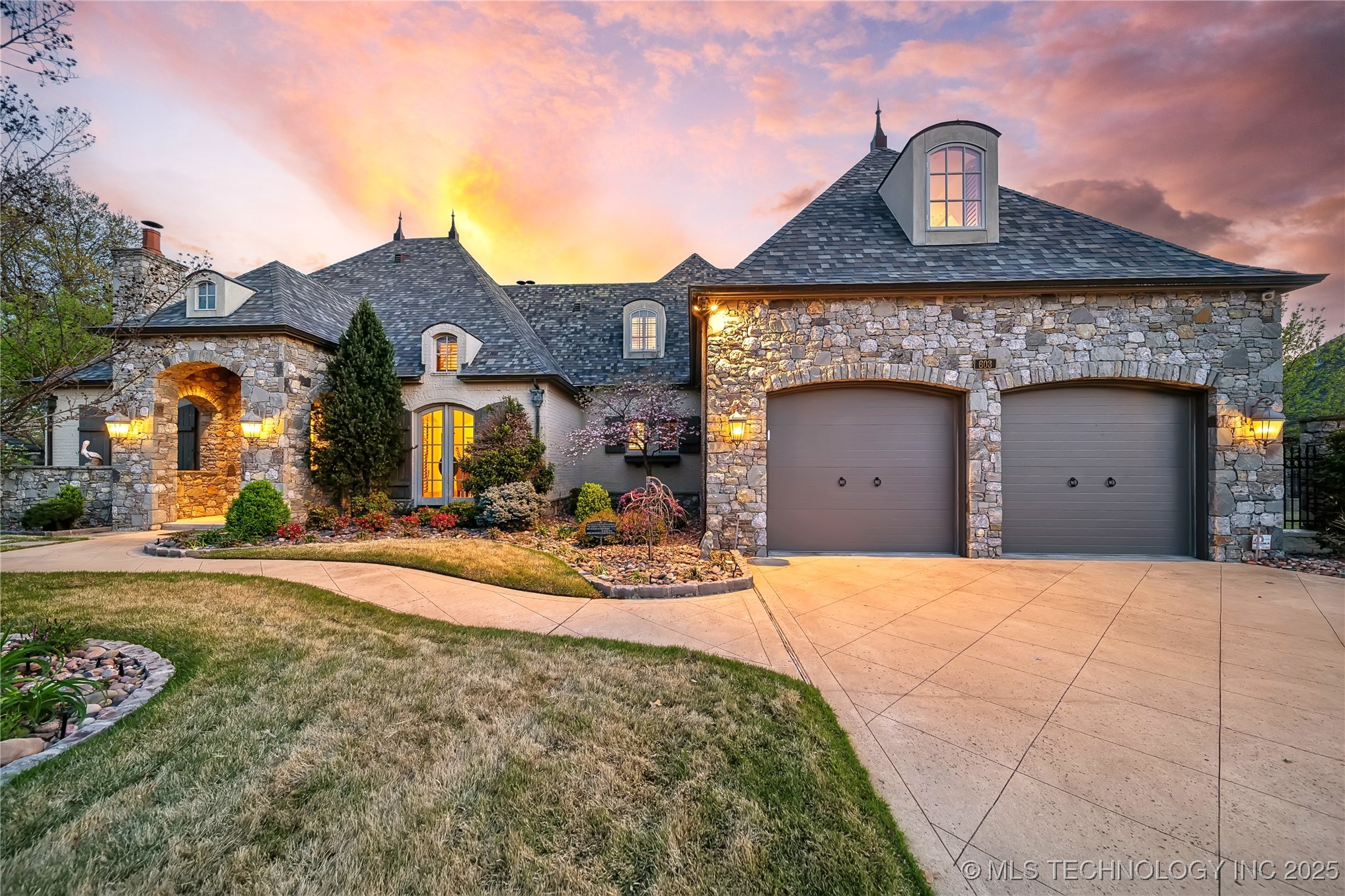 603 Fairway Drive Property Photo