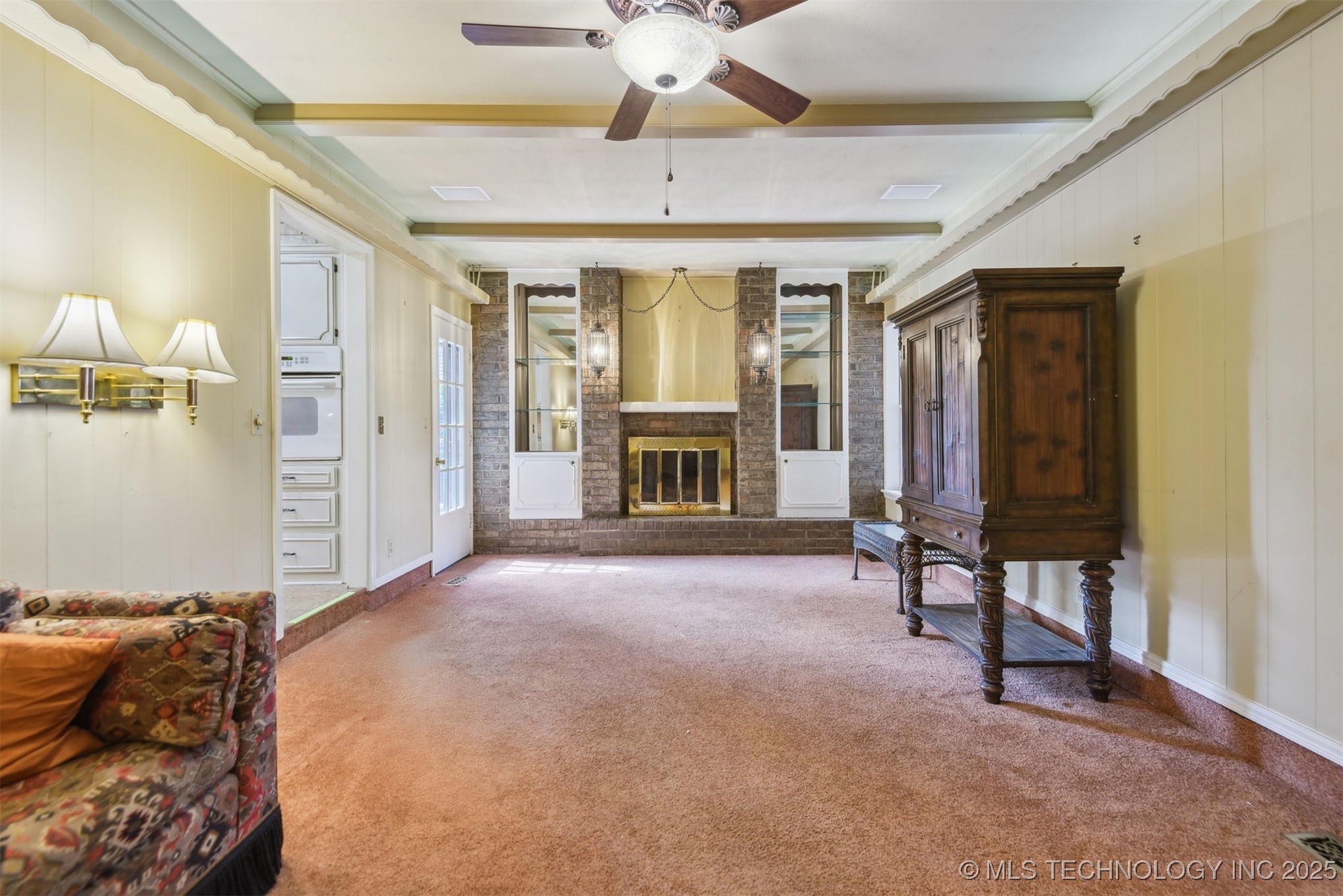 164 E 57th Place Property Photo 12