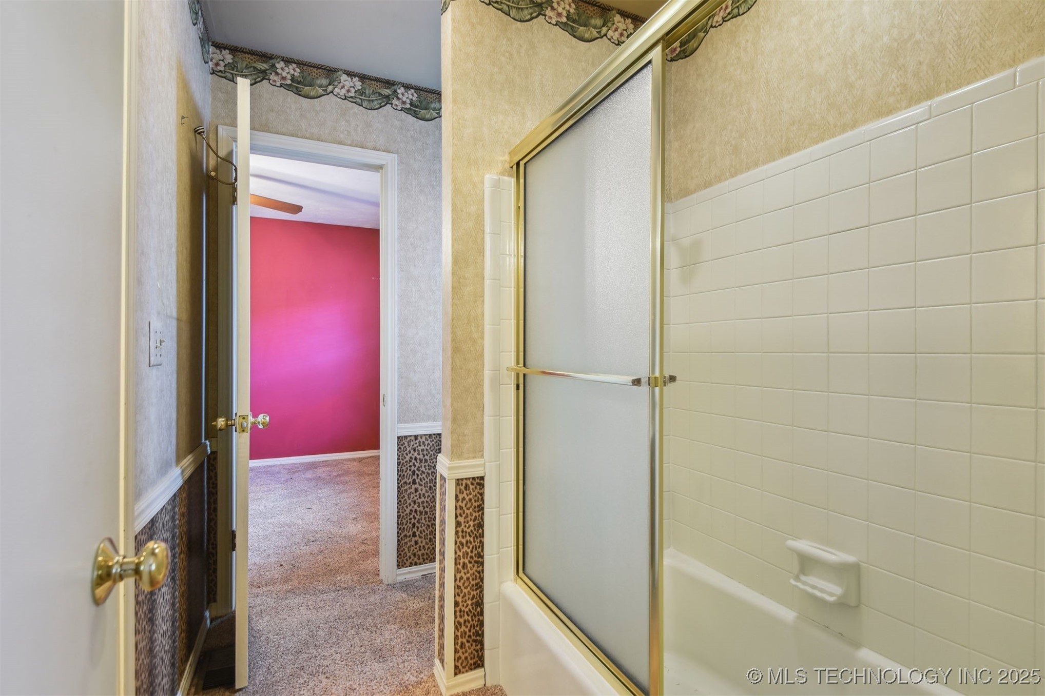 164 E 57th Place Property Photo 30