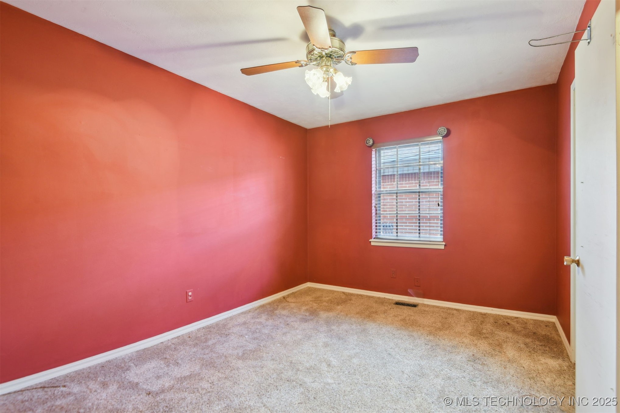 164 E 57th Place Property Photo 31