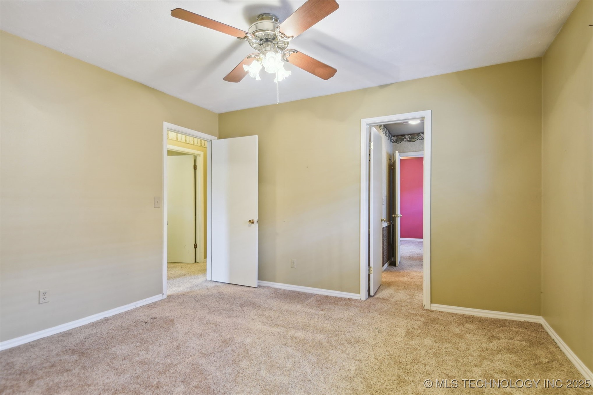 164 E 57th Place Property Photo 34