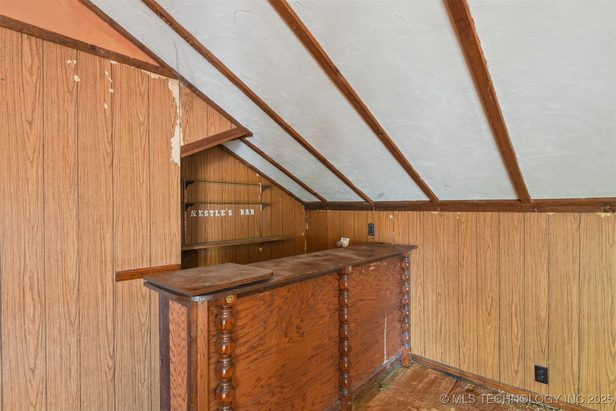 164 E 57th Place Property Photo 38
