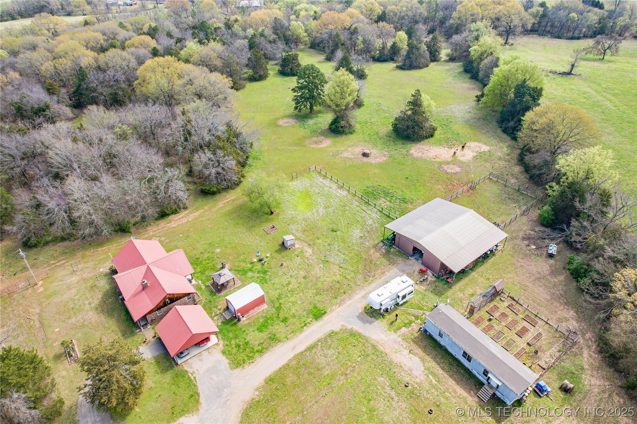 2514418 Property Photo