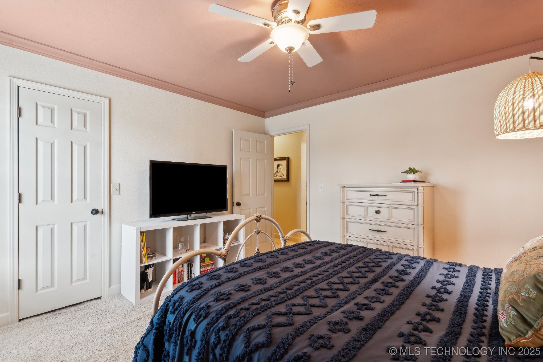 8710 S Delaware Place Property Photo 15