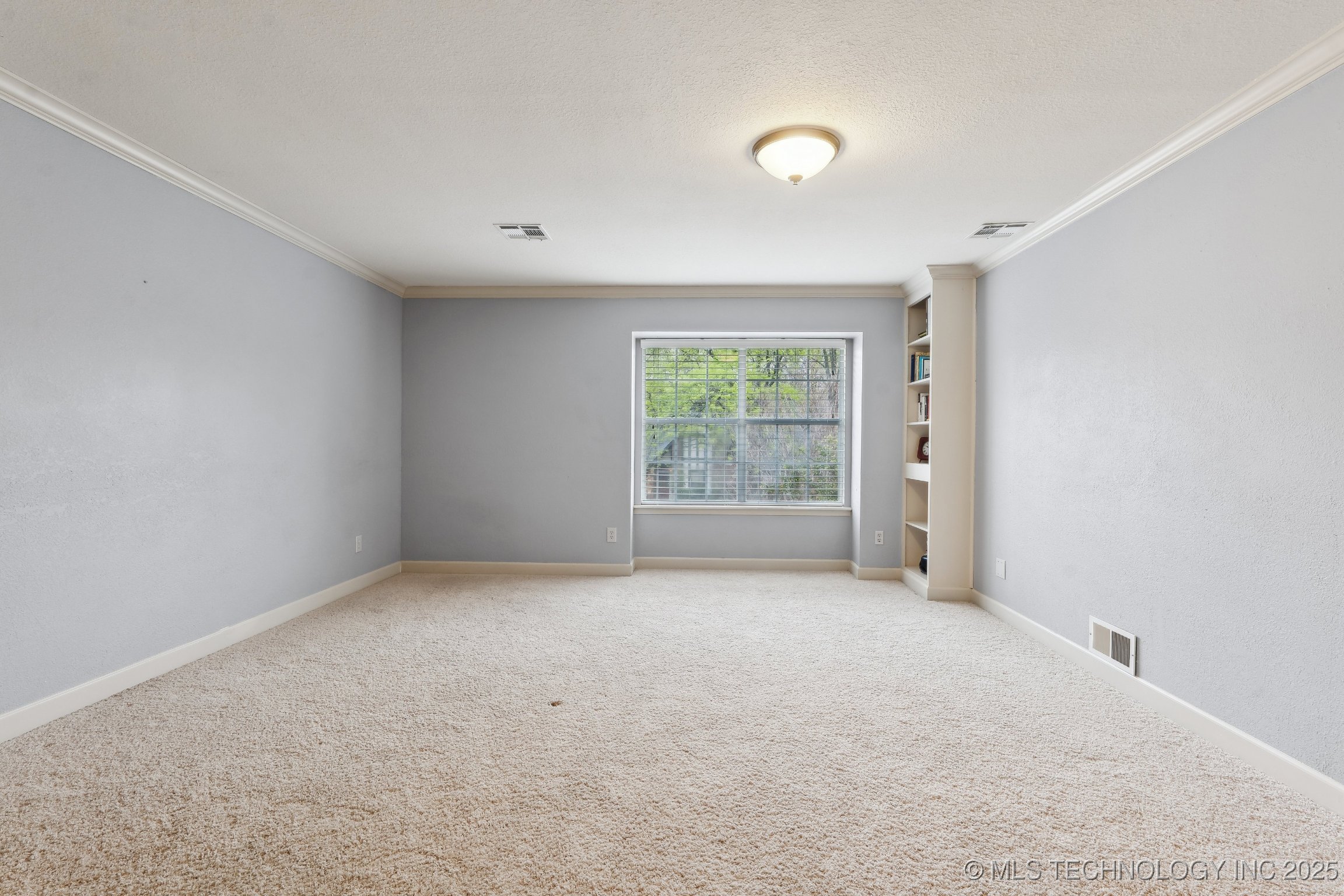 8710 S Delaware Place Property Photo 19