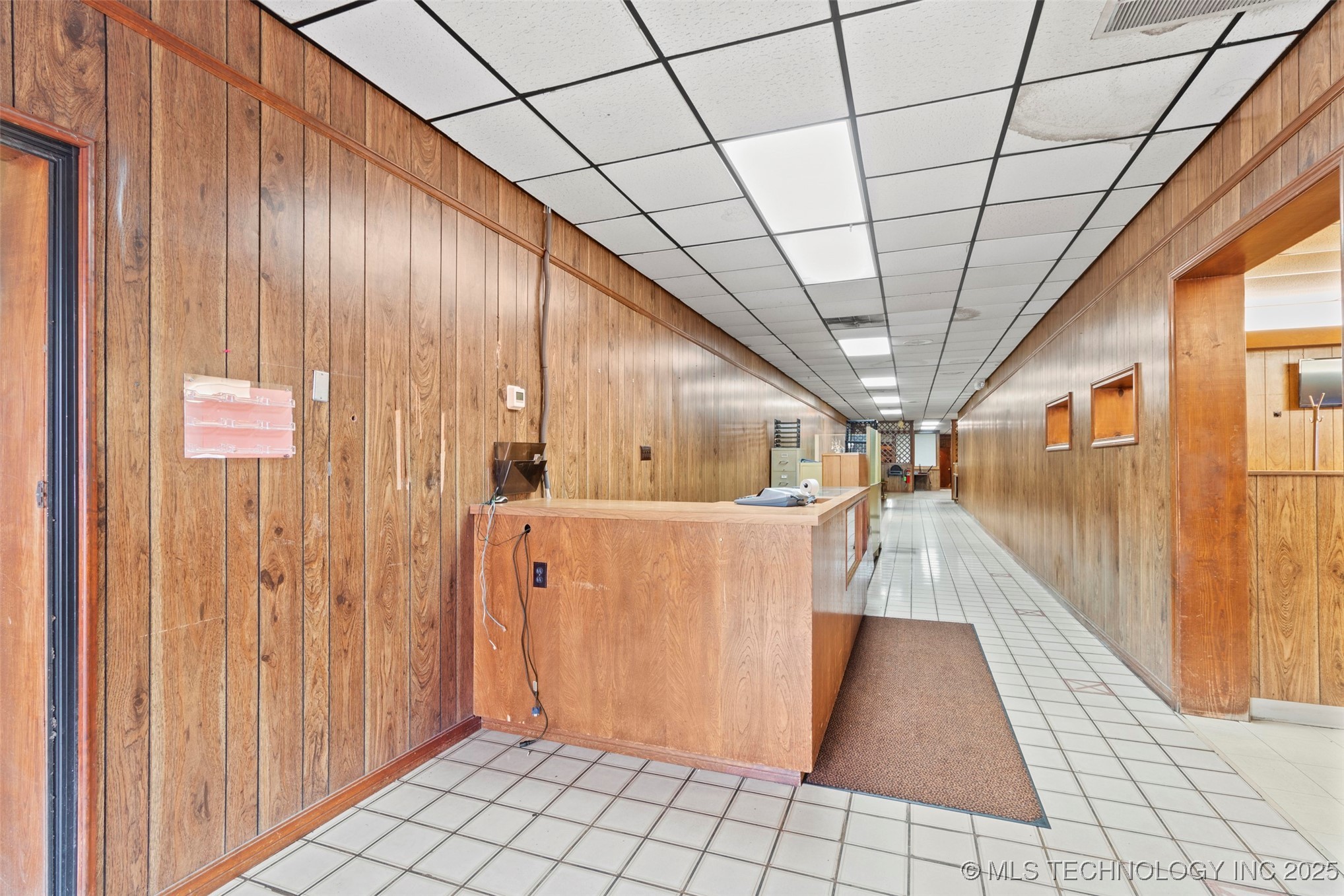 911 N Broadway Property Photo 19