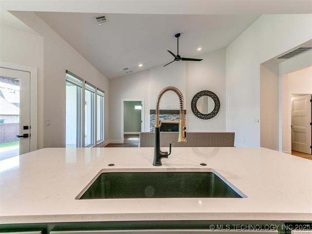 1106 W 86th Street S Property Photo 16