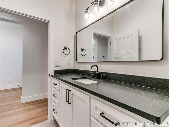 1106 W 86th Street S Property Photo 36