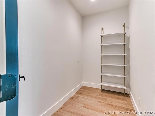 1106 W 86th Street S Property Photo 41