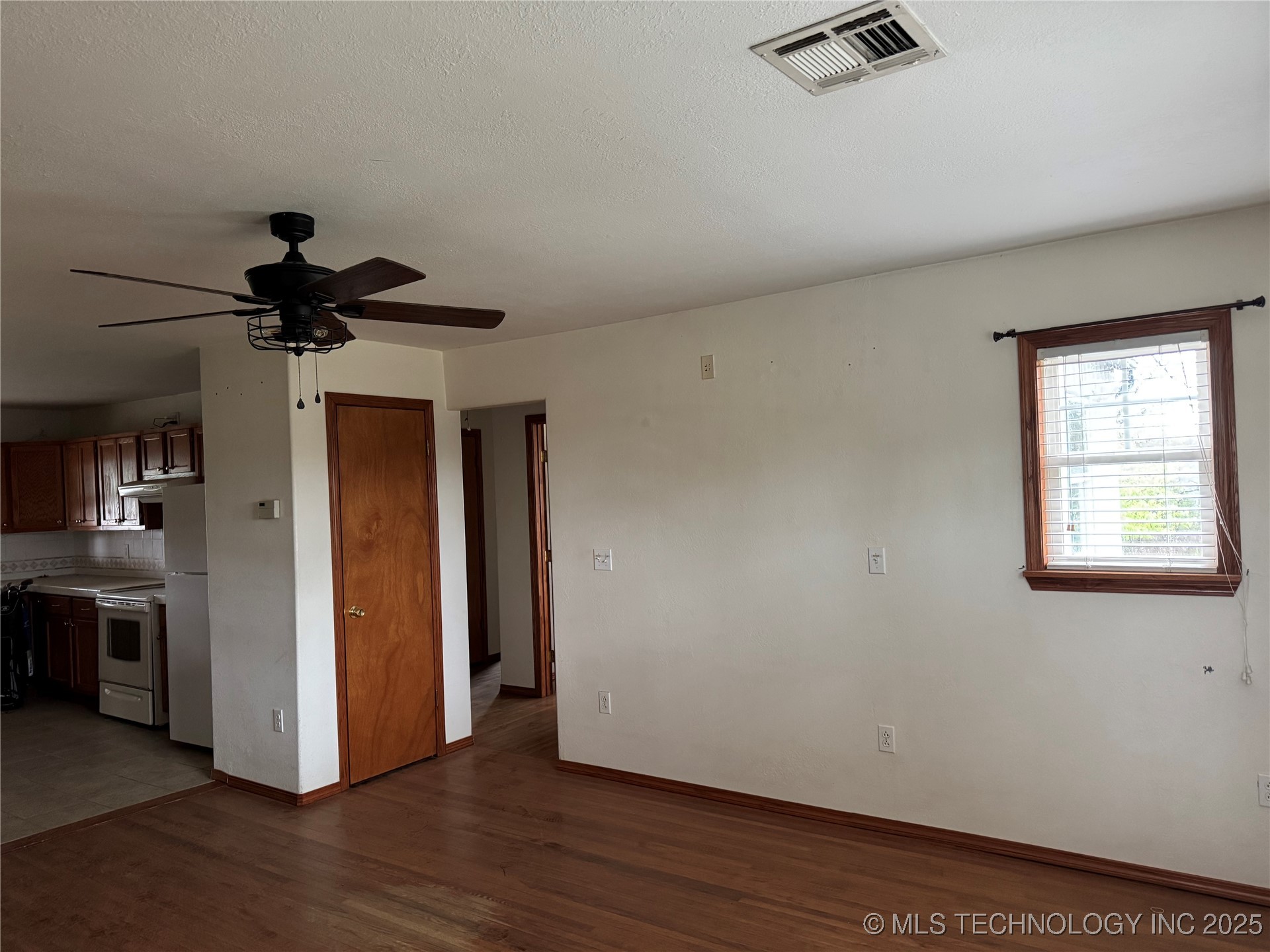 22765 W 131st Street S Property Photo 11