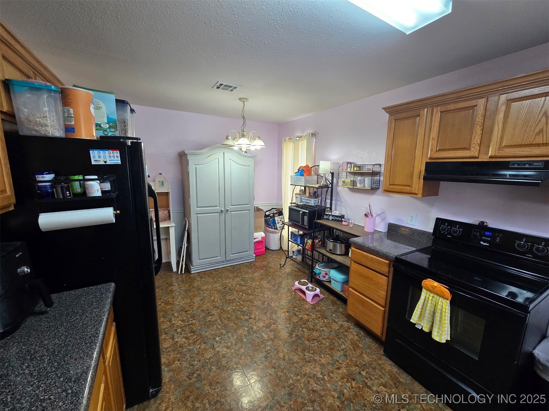 118 S Old Main Street Property Photo 8