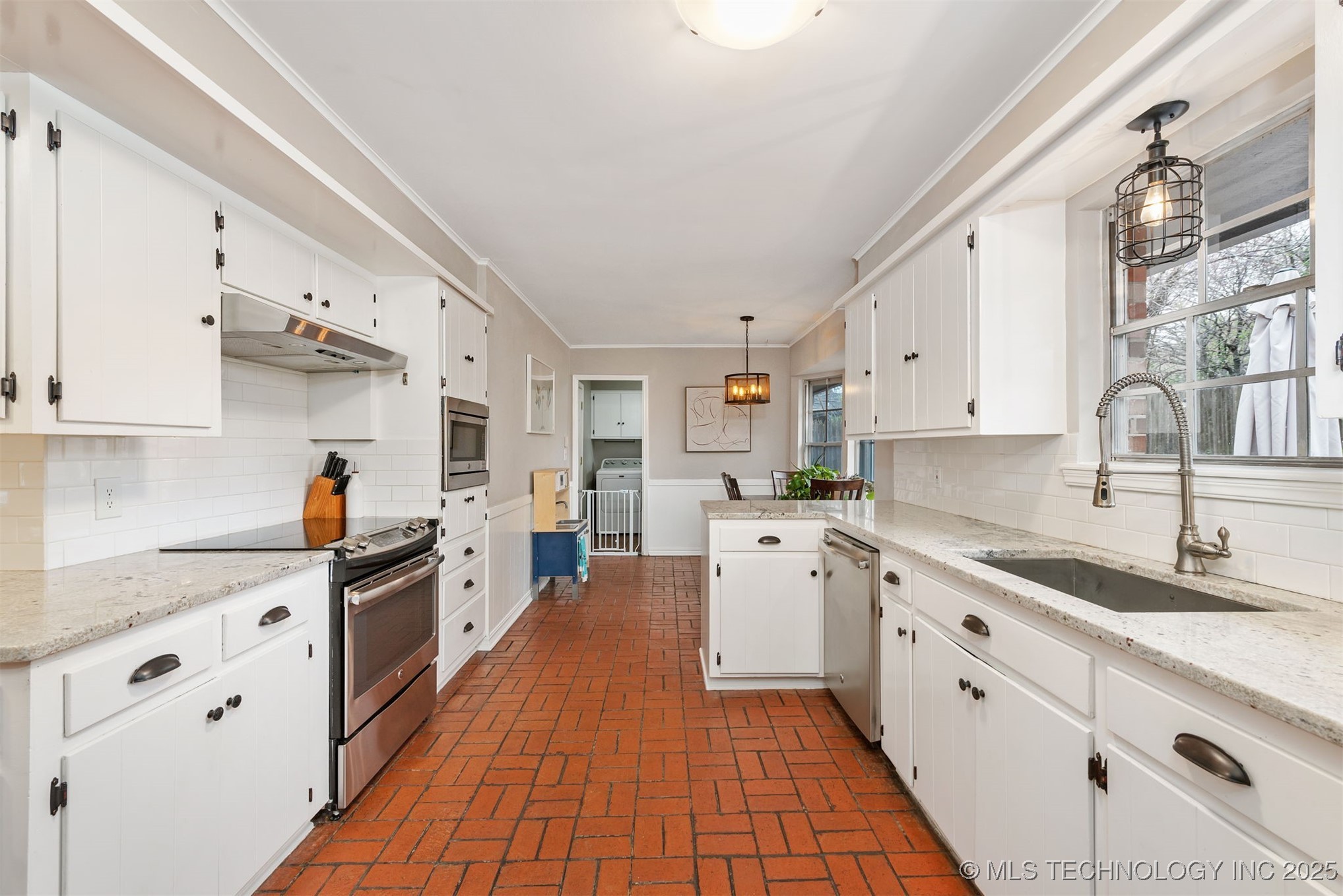6019 E 52nd Place Property Photo 13