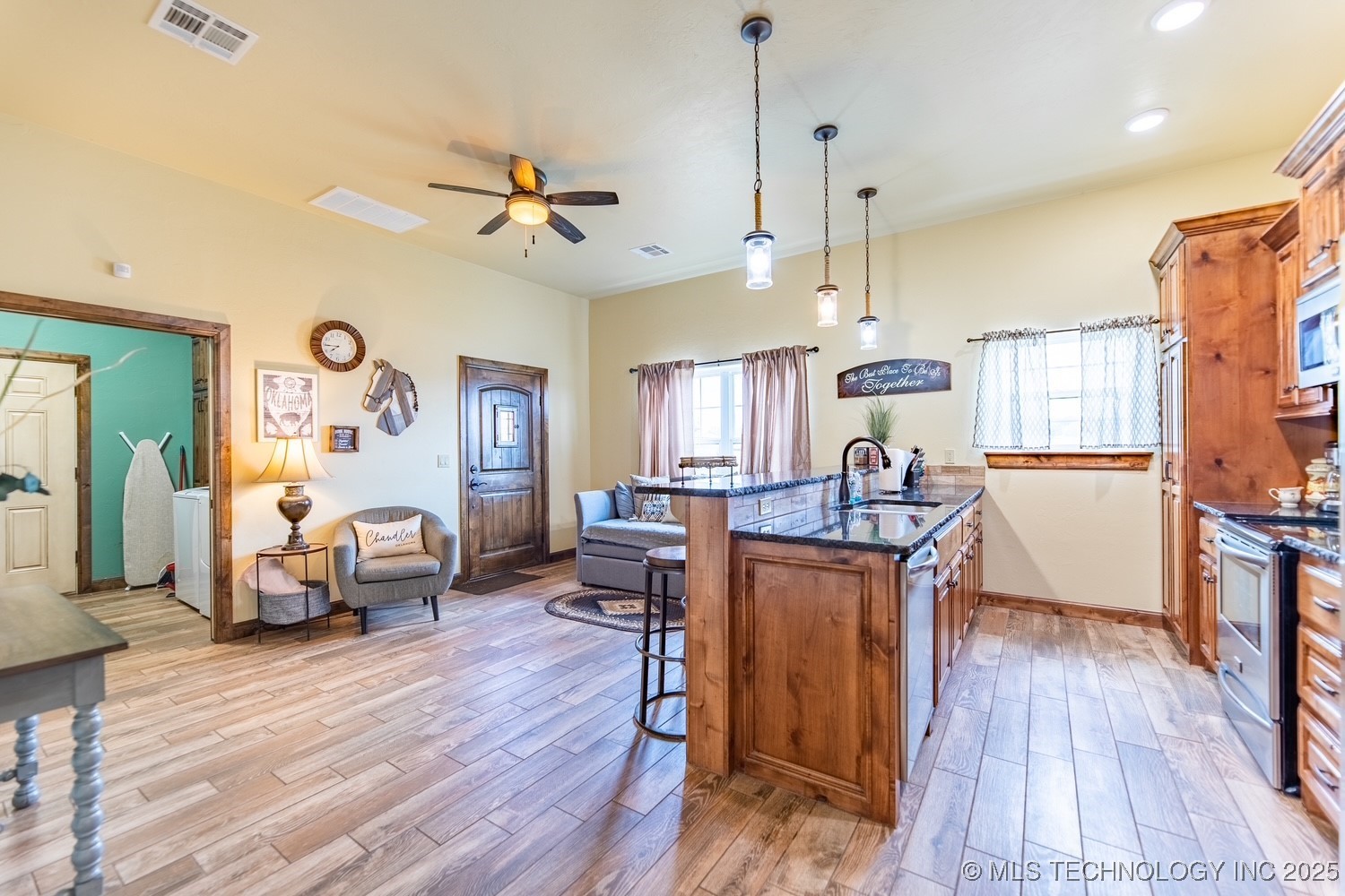 910400 S County Road 3440 Road Property Photo 16
